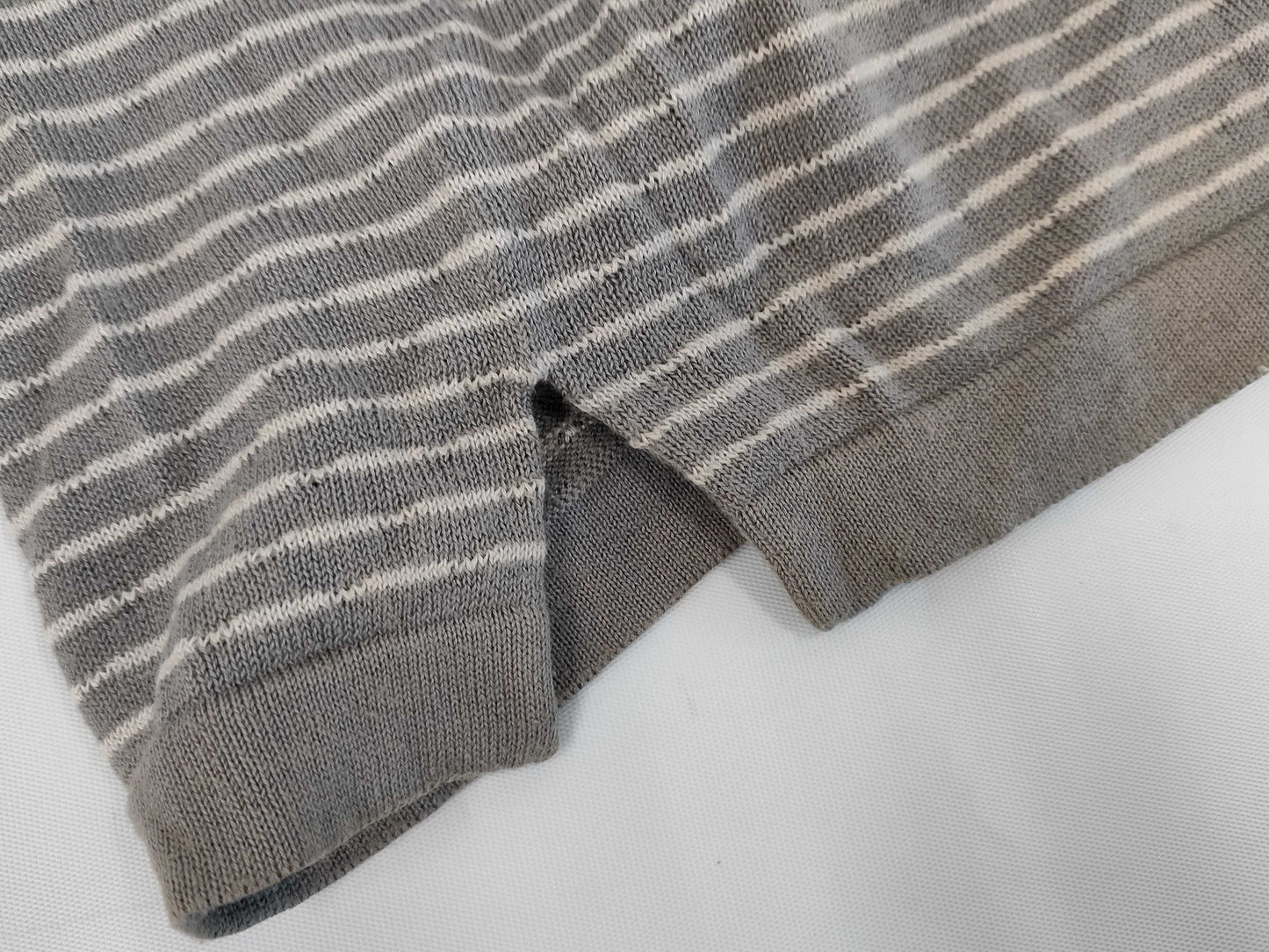 LOUIS VUITTON cardigan with LV logo
