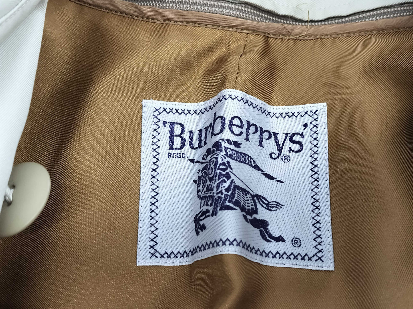 BURBERRY Trench Coat with Liner, Size 7AR, C-TK83