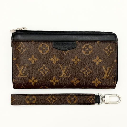 LOUIS VUITTON Louis Vuitton Monogram Macassar Zippy Dragonne Wallet M69407, comes with box and dust bag