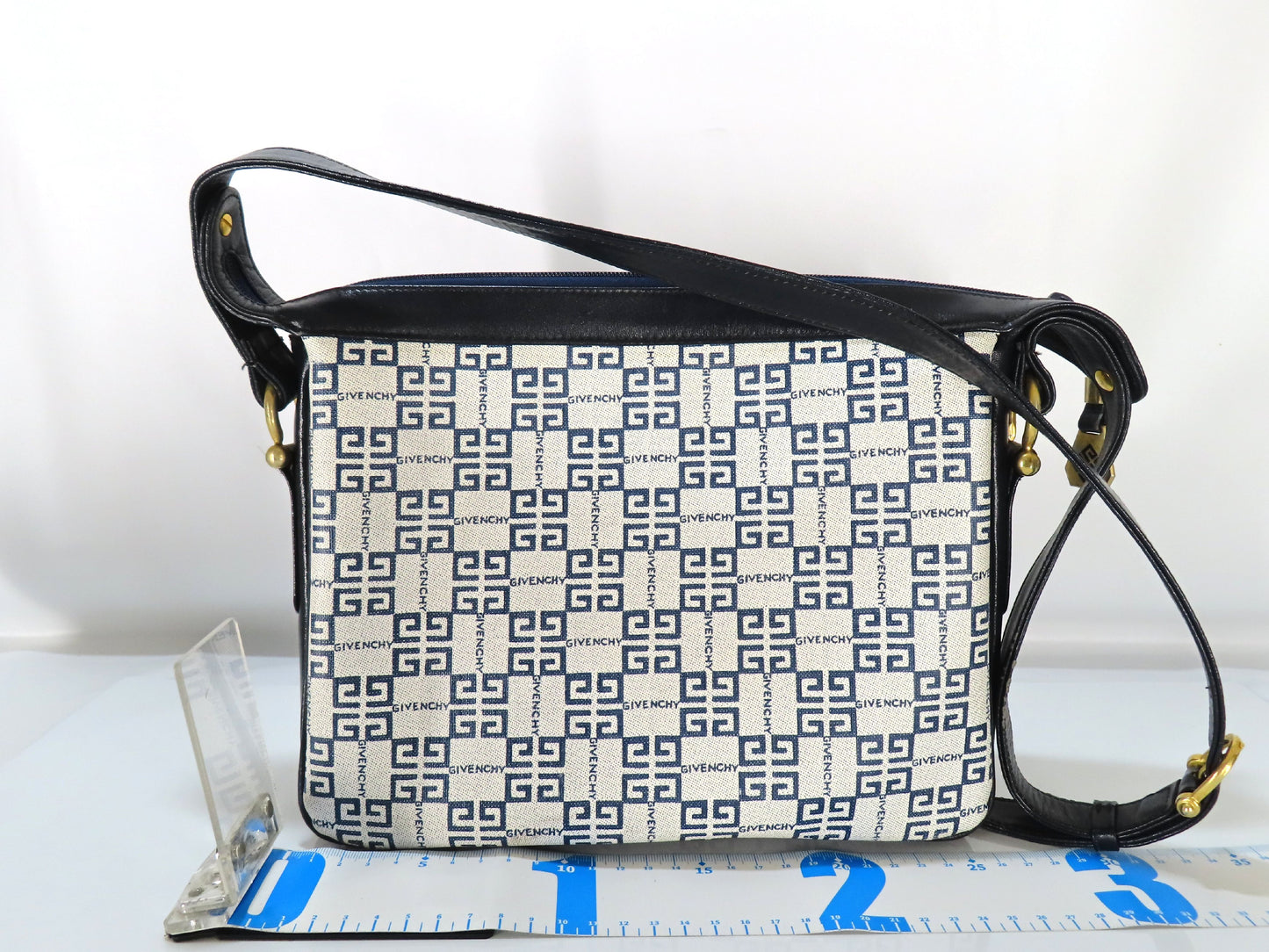 GIVENCHY Shoulder Bag