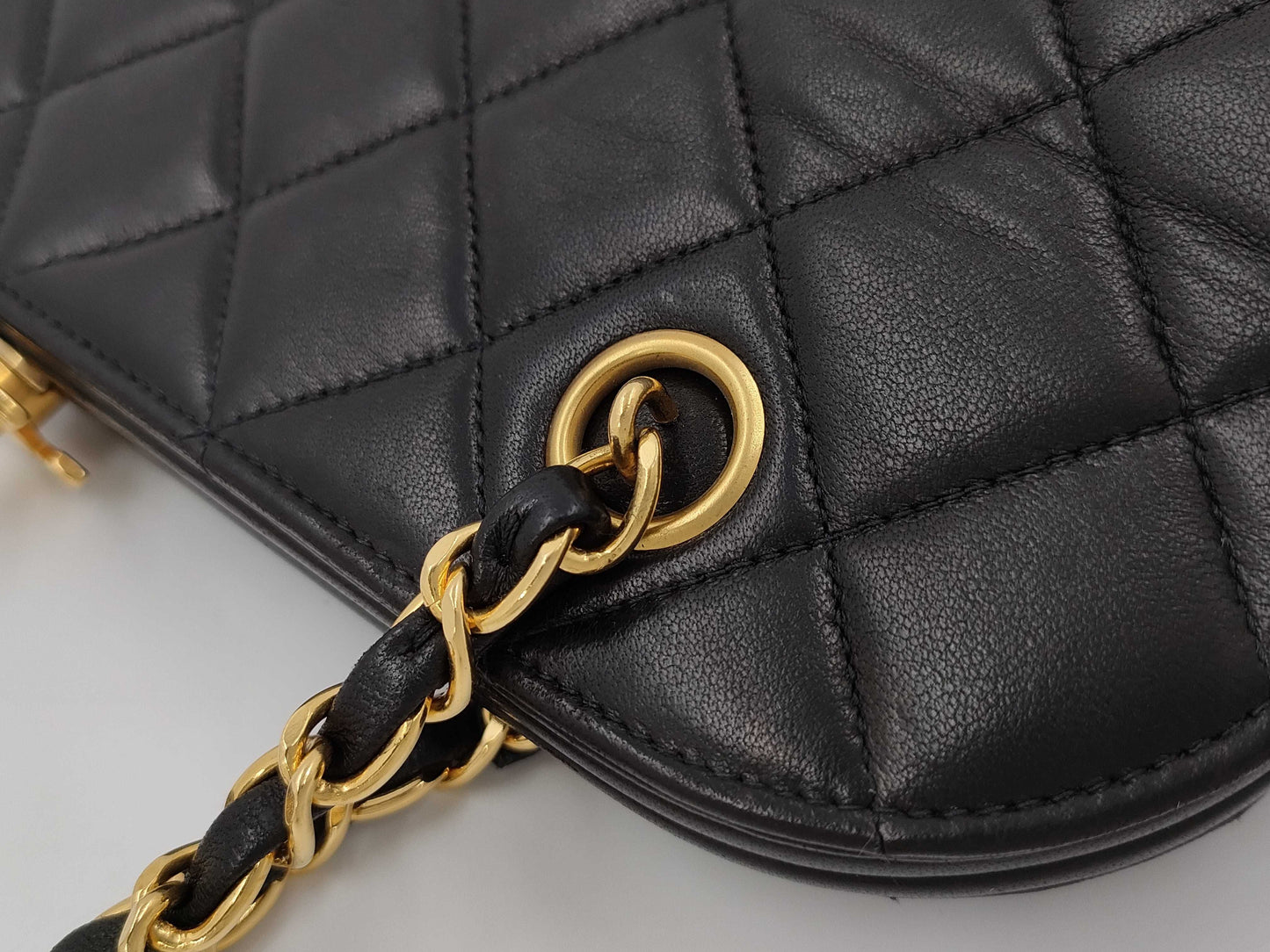 CHANEL Matelasse Chain Shoulder Bag in Black Lambskin with Box and Warranty 4409819
