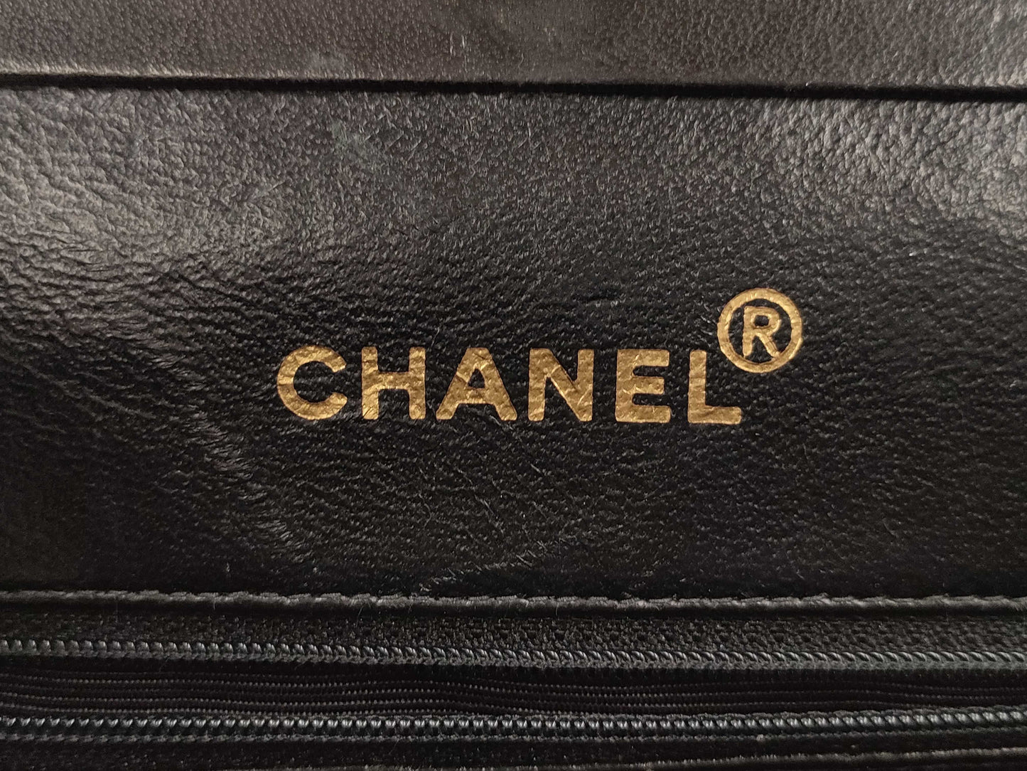 CHANEL Matelasse Chain Shoulder Bag in Black Lambskin with Box and Warranty 4409819
