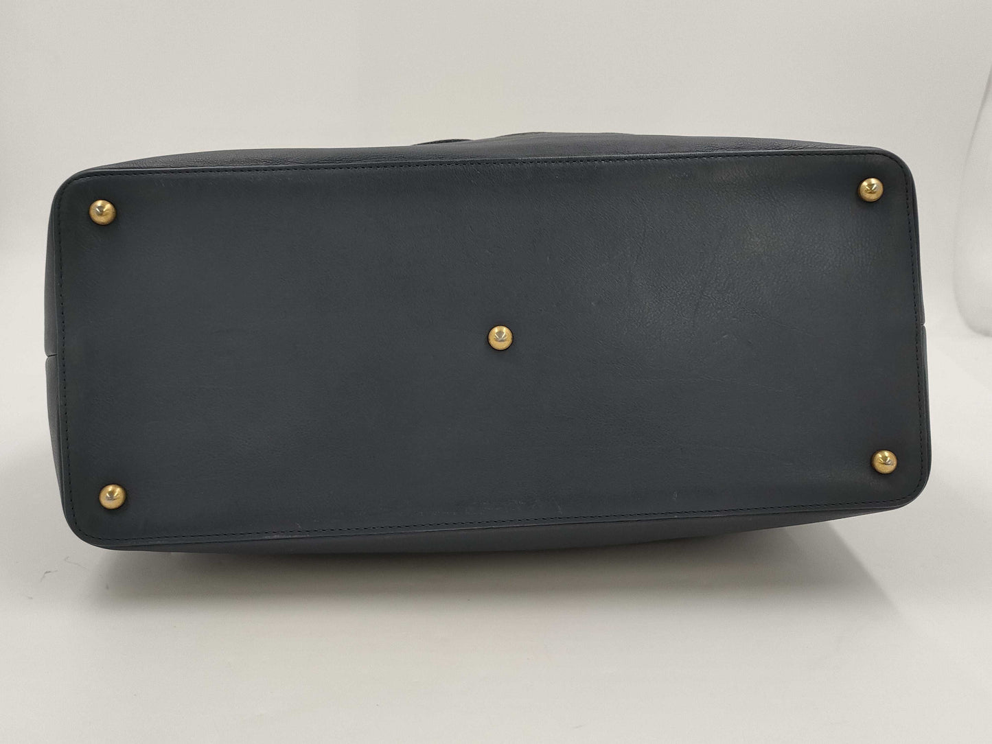 CHANEL Matelasse 2-way Chain Shoulder Bag in Navy Caviar Skin, Size 18