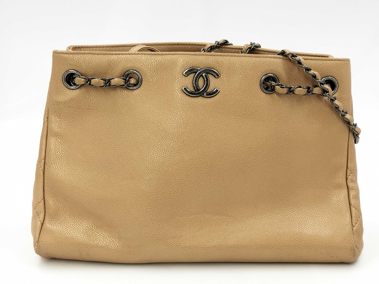 CHANEL Matelasse Caviar Shoulder Bag with Seal