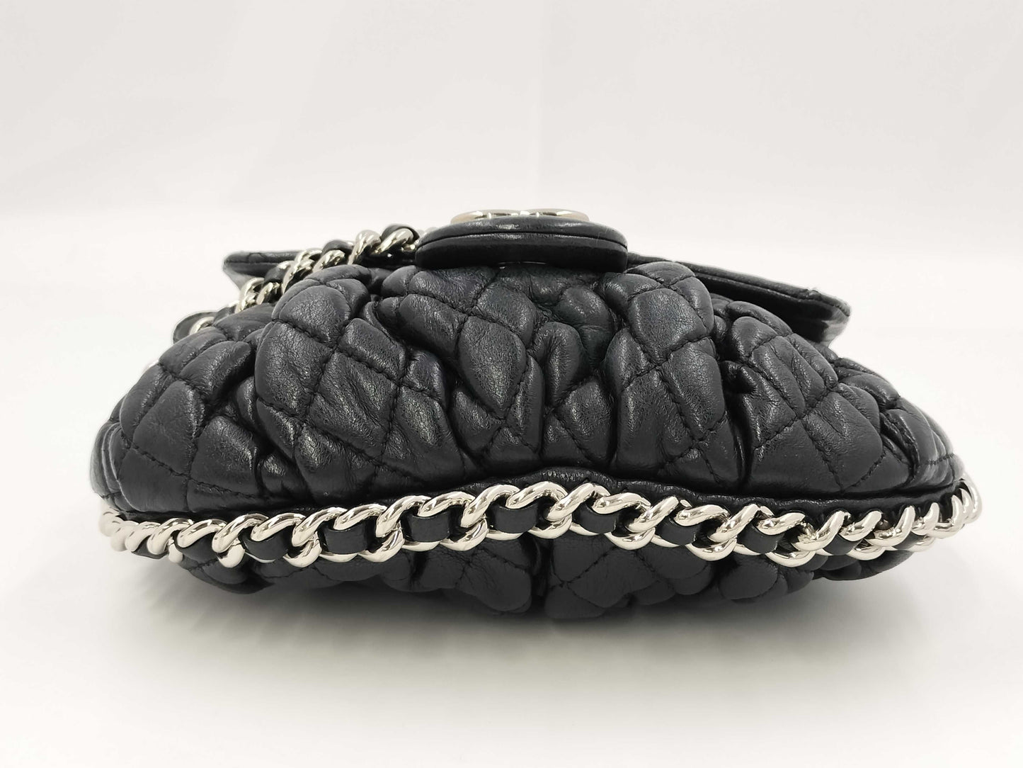 CHANEL Matelasse Lamb Shoulder Bag with Seal