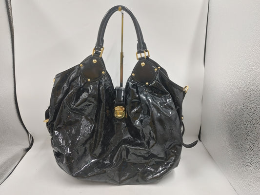 LOUIS VUITTON Monogram Mahina Surya L M95881 TH5018 Patent Leather Noir Shoulder Bag