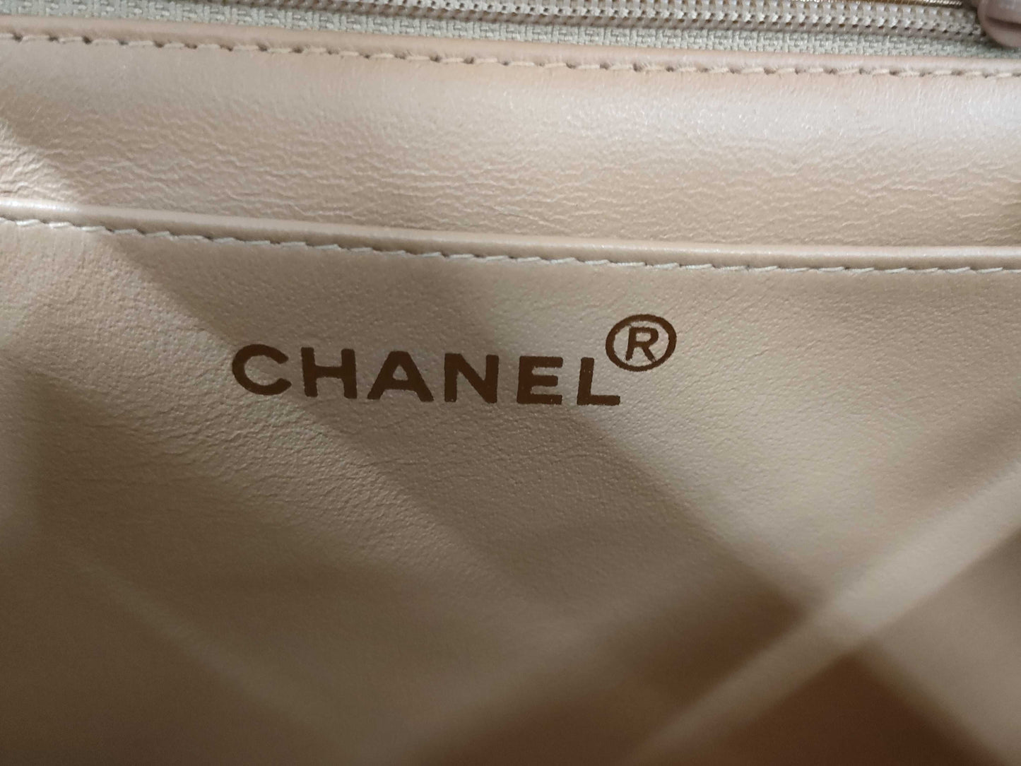 CHANEL Matelasse 25 Diana Shoulder Bag 5237544 Shoulder Bag