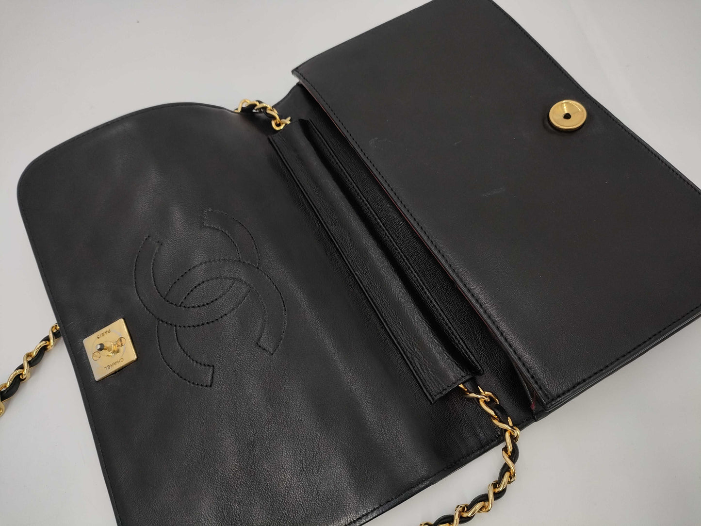 CHANEL CHANEL Matelasse Shoulder Bag