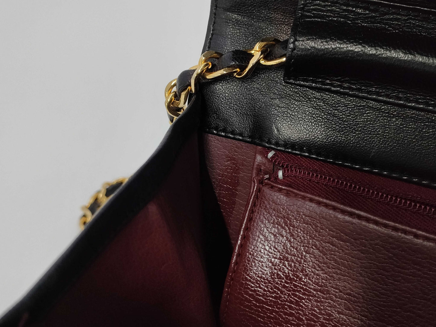 CHANEL CHANEL Matelasse Shoulder Bag