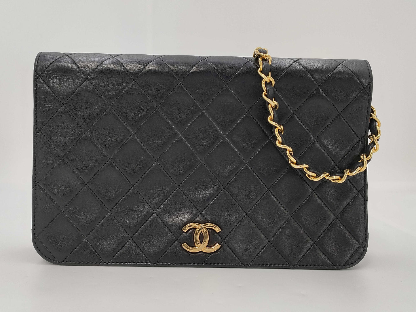 CHANEL CHANEL Matelasse Shoulder Bag