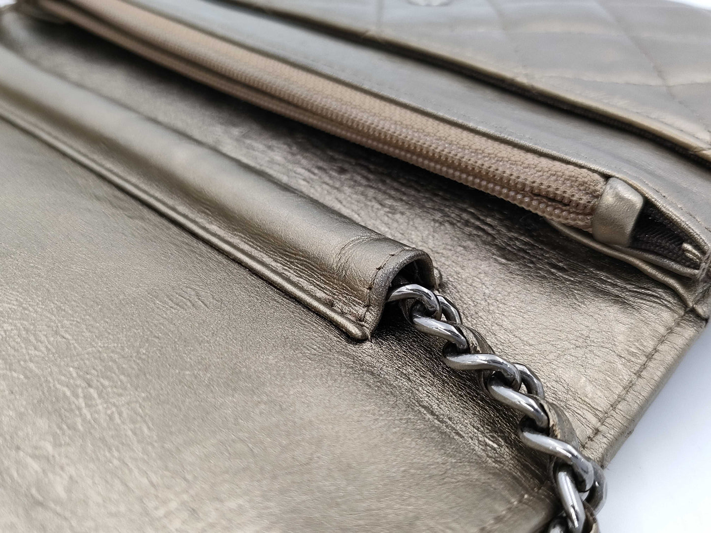 CHANEL Matelasse Chain Shoulder Bag
