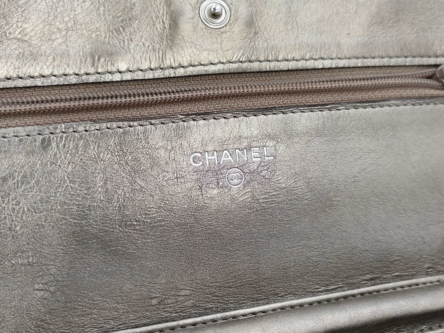 CHANEL Matelasse Chain Shoulder Bag