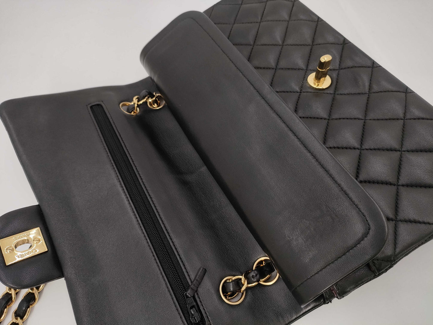 CHANEL Matelasse Shoulder Bag