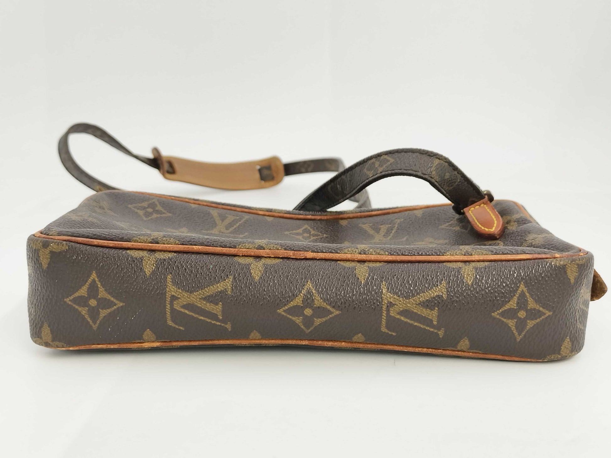 LOUIS VUITTON Marly Bandouliere Shoulder Bag