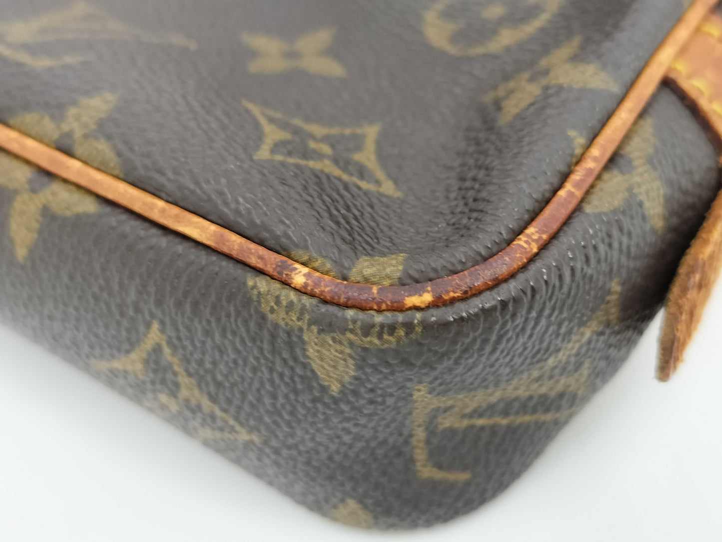 LOUIS VUITTON Marly Bandouliere Shoulder Bag