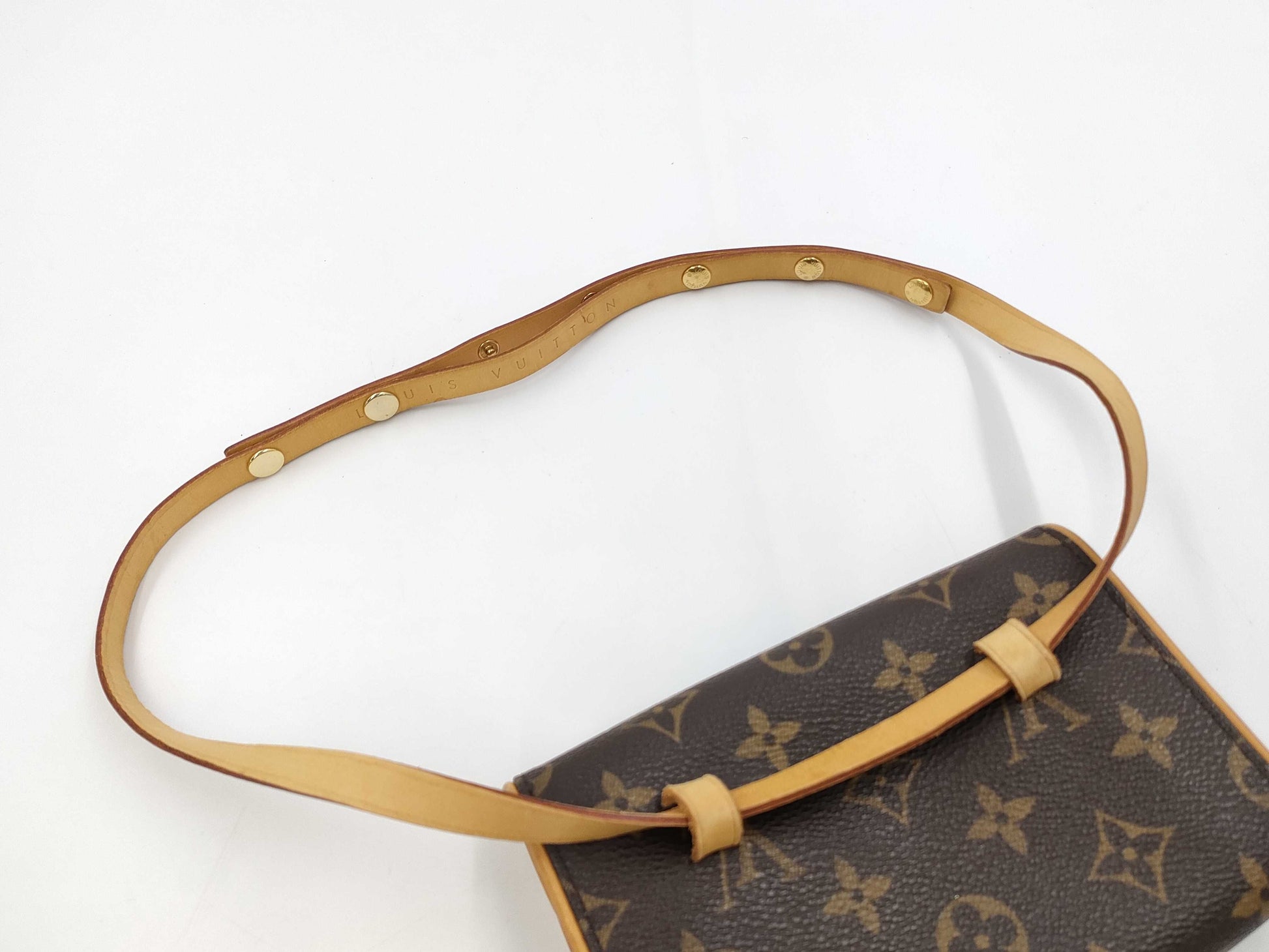 LOUIS VUITTON Pochette Florentine Waist Bag Shoulder Bag