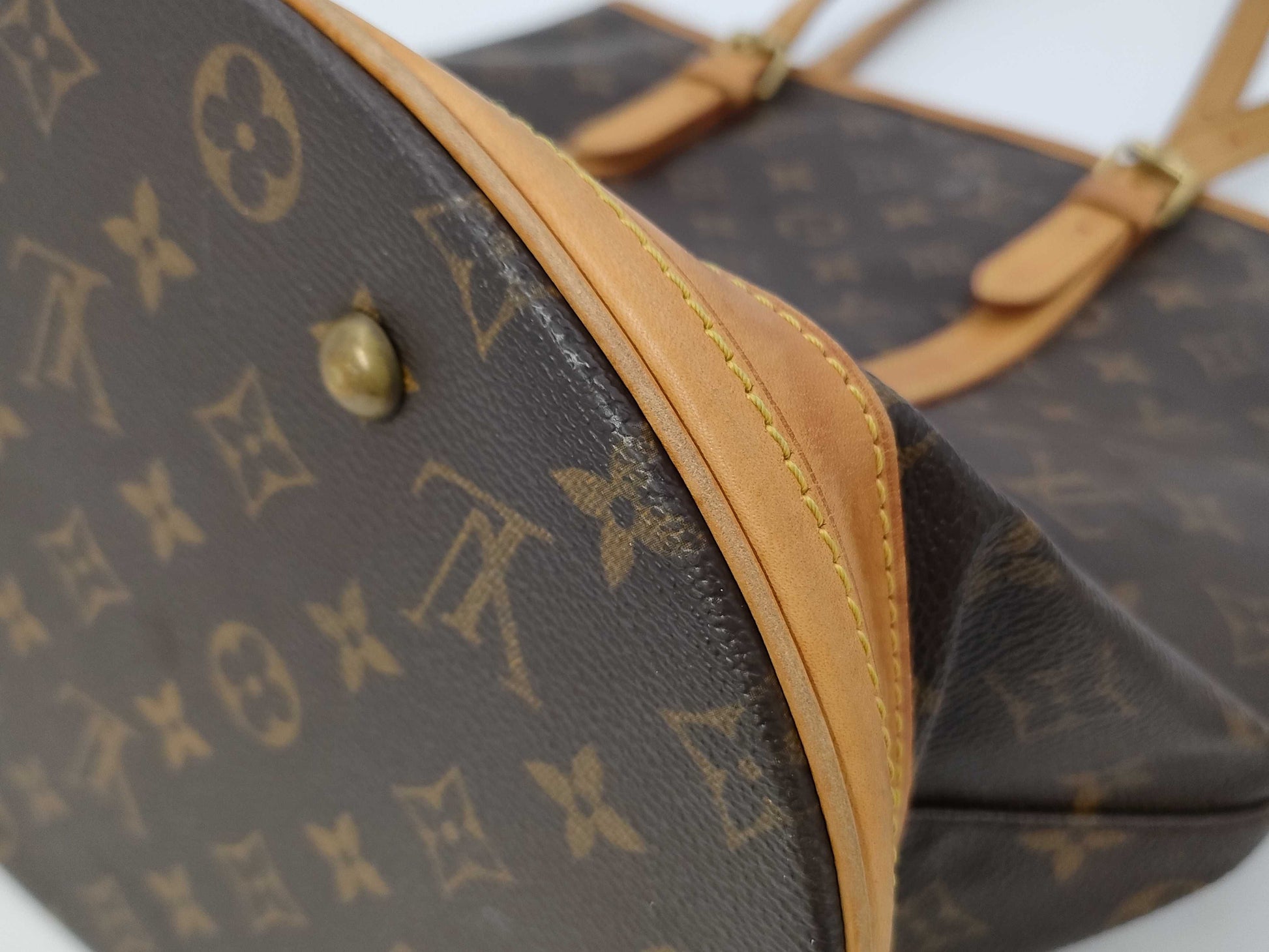 LOUIS VUITTON LOUIS VUITTON Louis Vuitton Monogram Bucket GM AR0928 Shoulder Bag
