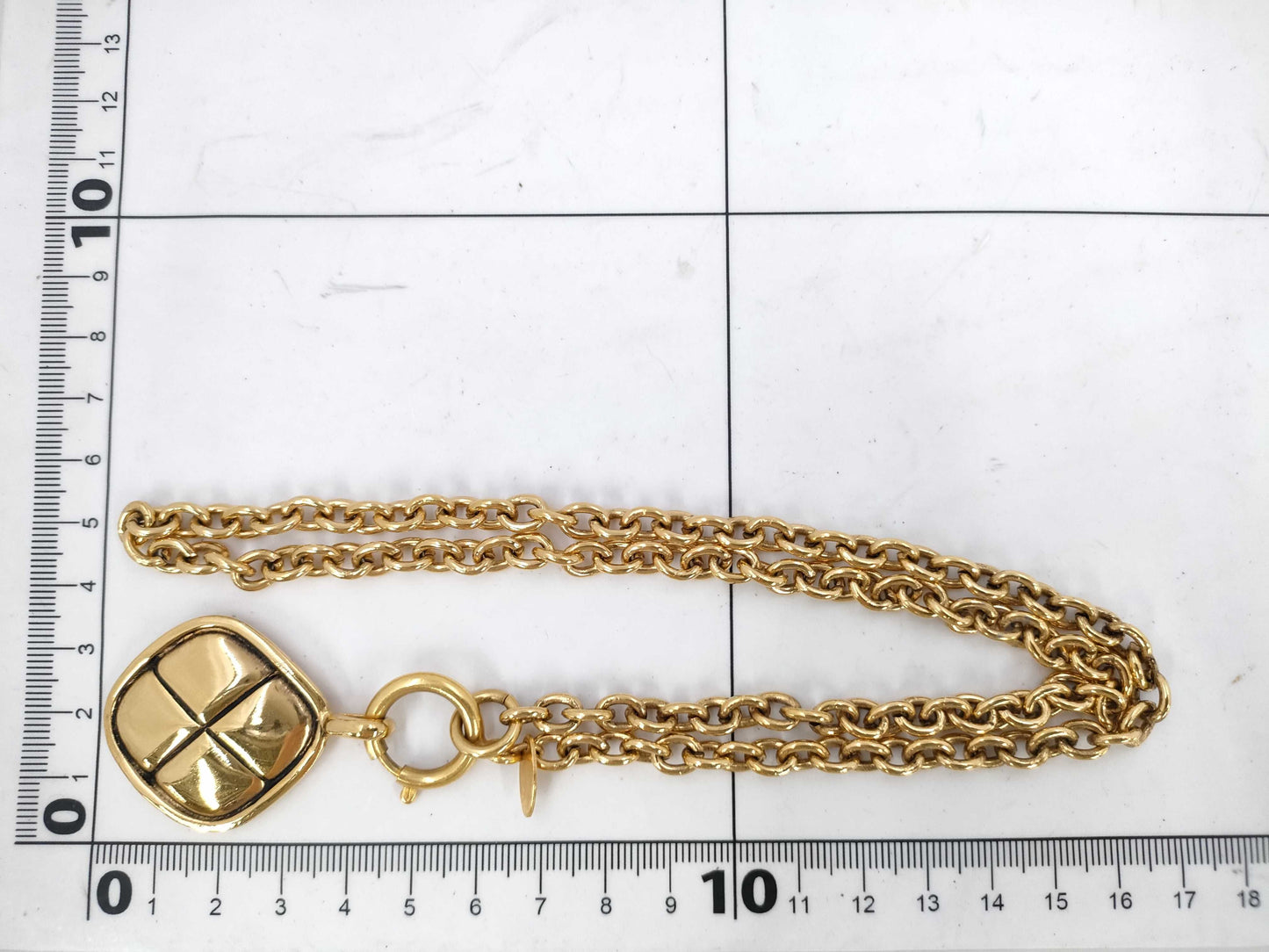 CHANEL Diamond-Shaped Gold NC Necklace
