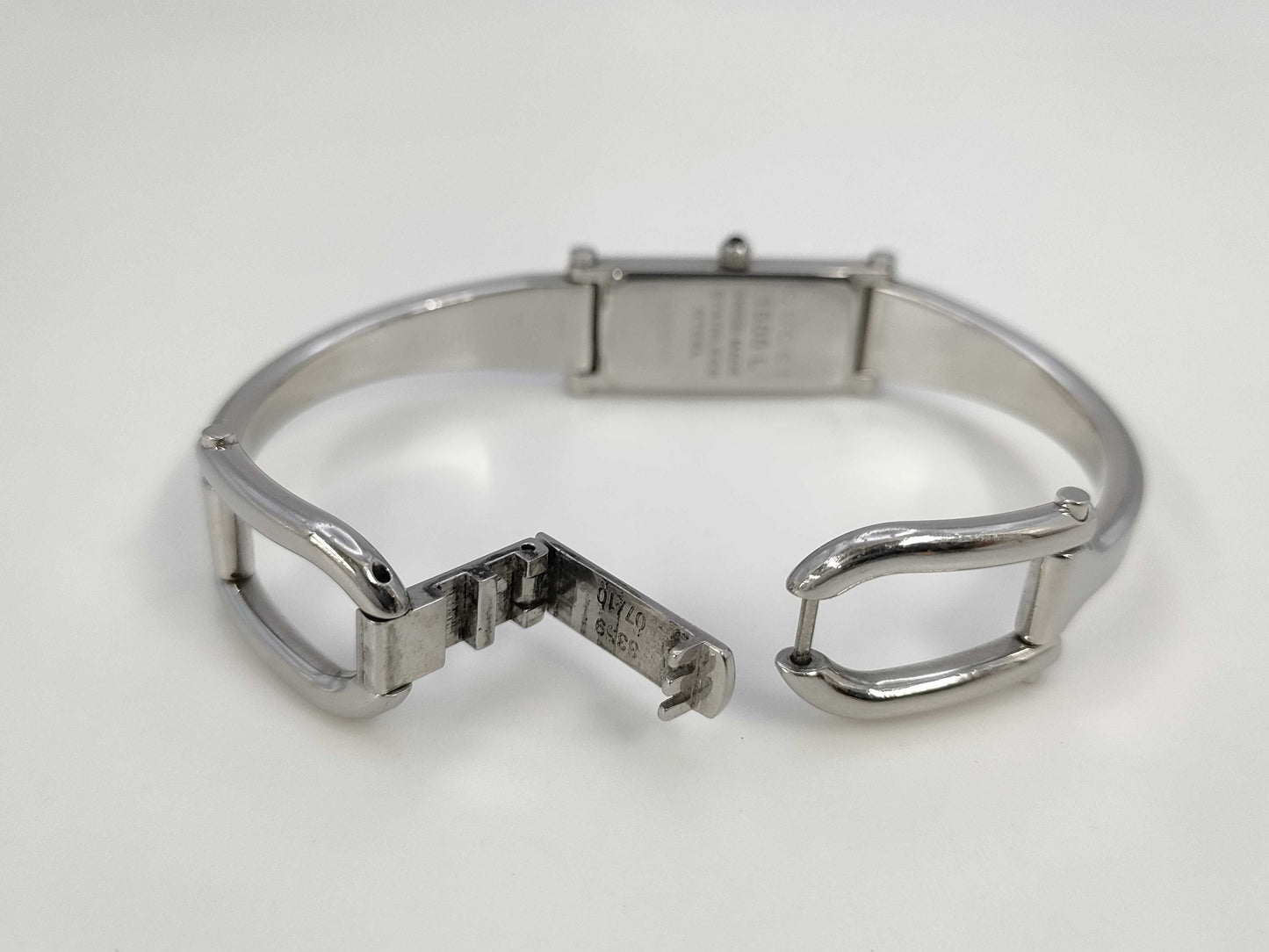 GUCCI 1500L 12532031 Shell Women's Watch