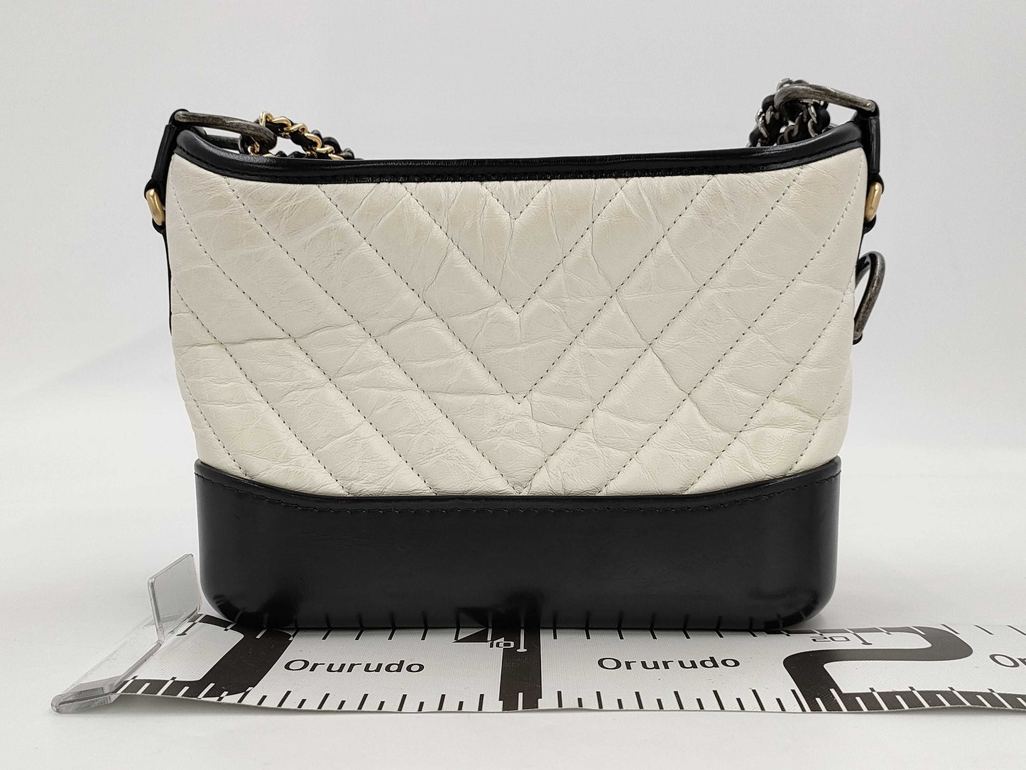 CHANEL Gabrielle de Chanel Small Hobo Shoulder Bag A91810 White x Black 27 Series Shoulder Bag