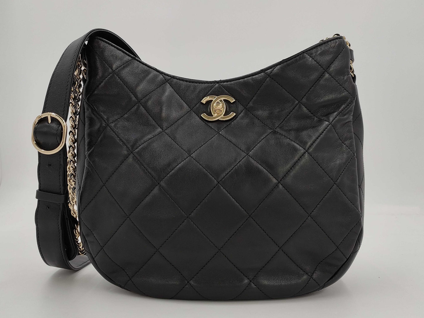 CHANEL Chain Shoulder Bag Hobo Bag Matelasse Lambskin Black Shoulder Bag