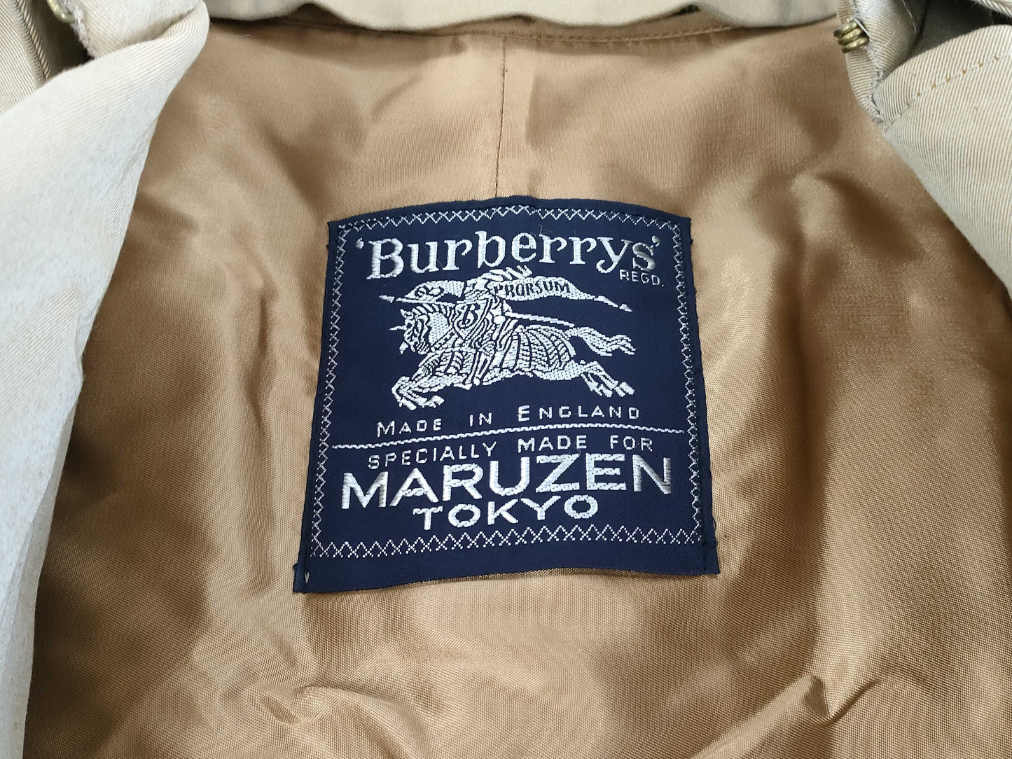 BURBERRY Nova Check Trench Coat with Liner