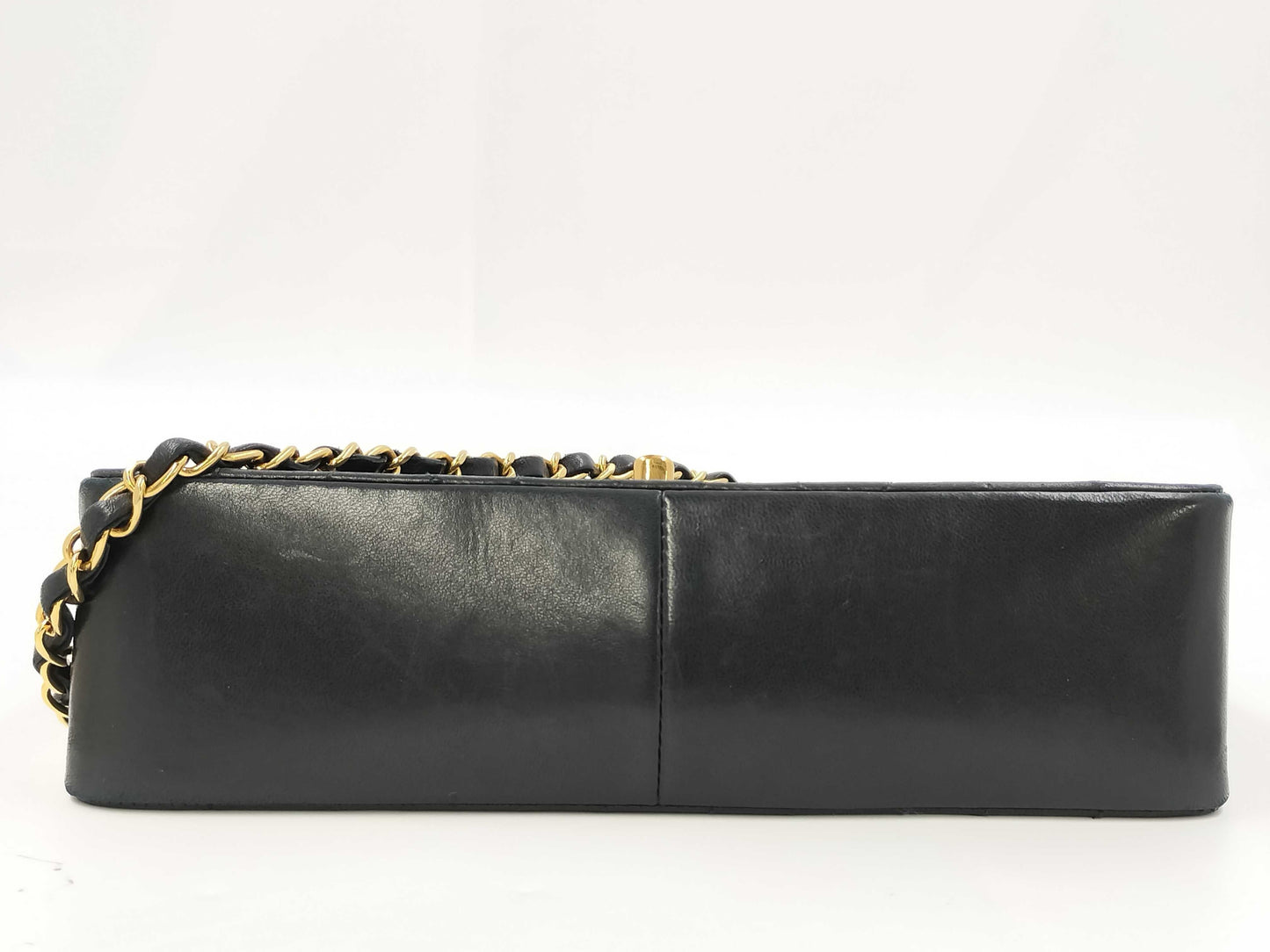 CHANEL Diana Matelasse Chain Shoulder Bag in Black with Turnlock closure