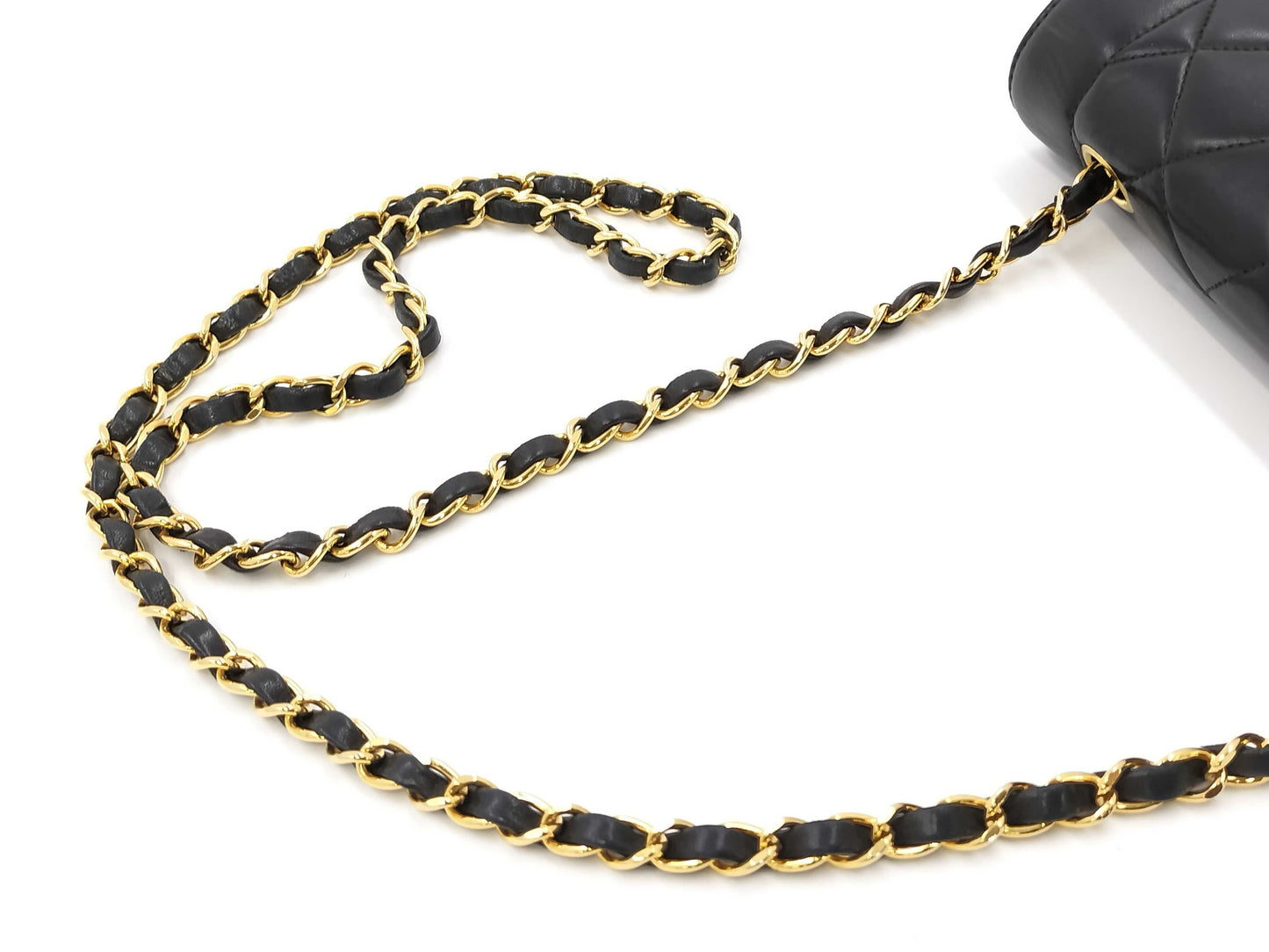 CHANEL Diana Matelasse Chain Shoulder Bag in Black with Turnlock closure