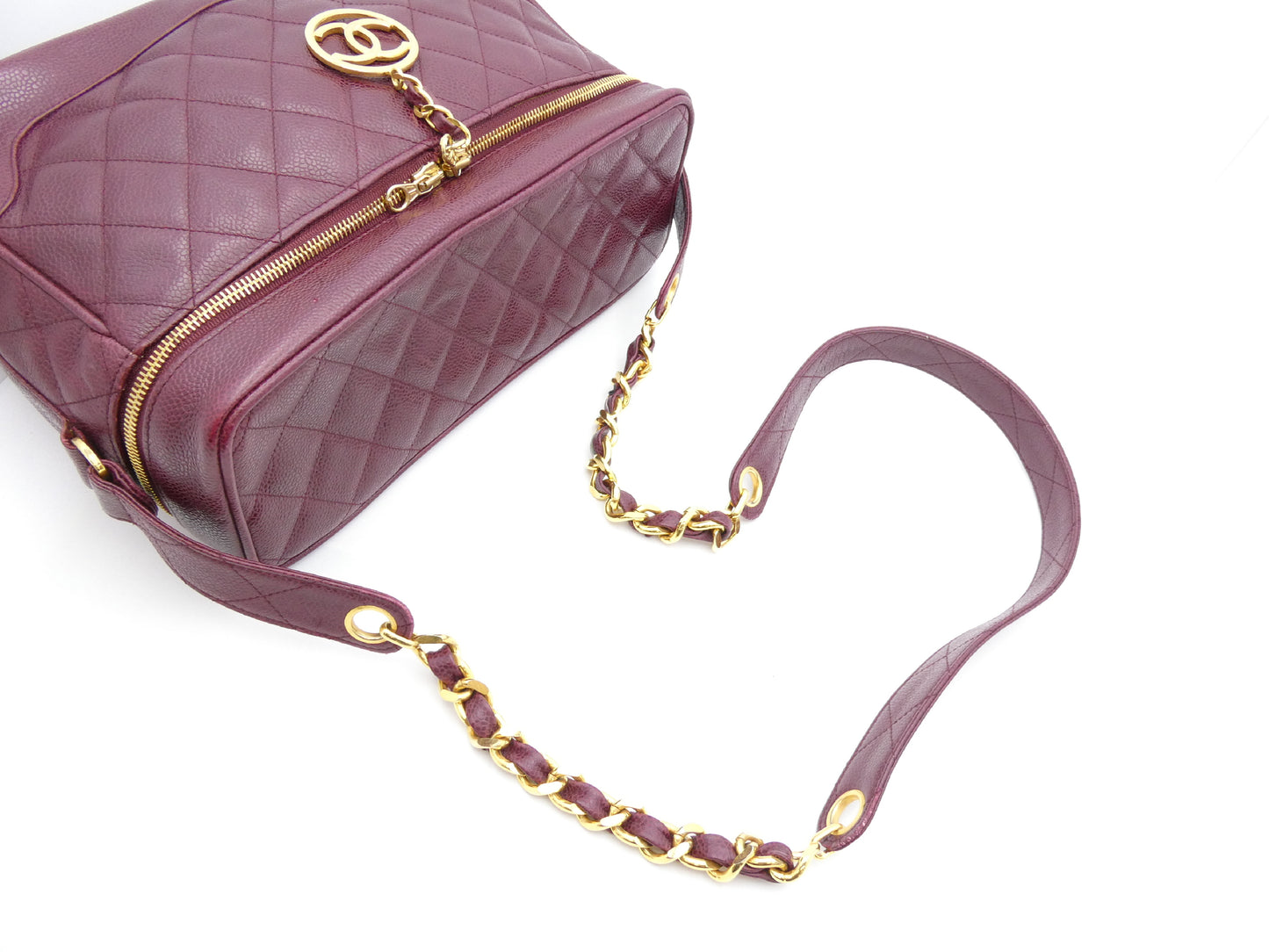 CHANEL Matelasse Caviar Skin Coco Mark Chain Shoulder Bag