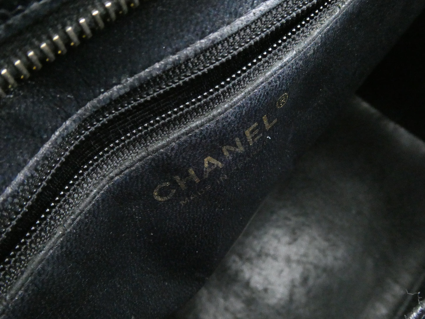 CHANEL Reissue Tote Bag Caviar Skin Coco Mark