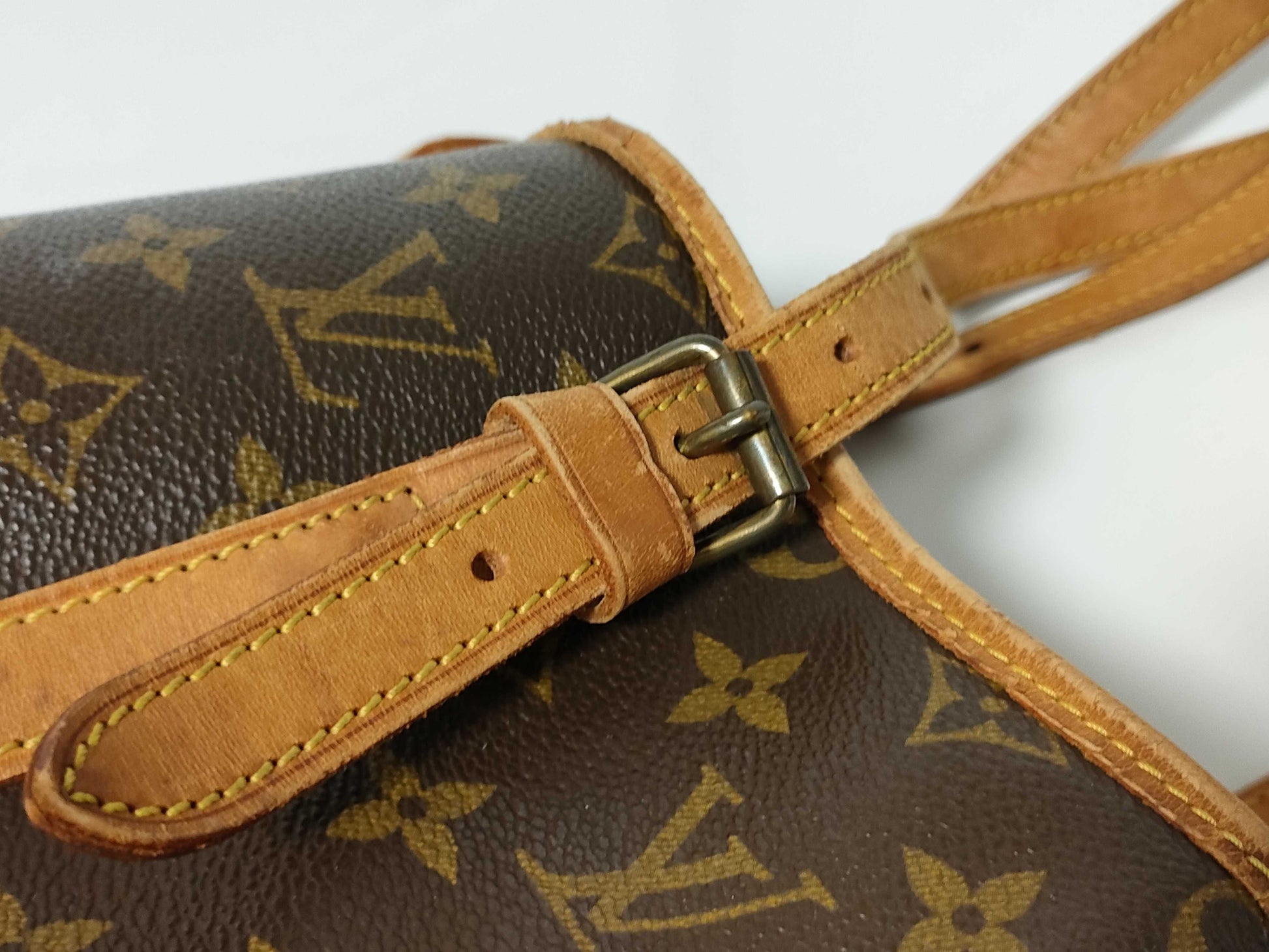 LOUIS VUITTON Monogram Shoulder Bag