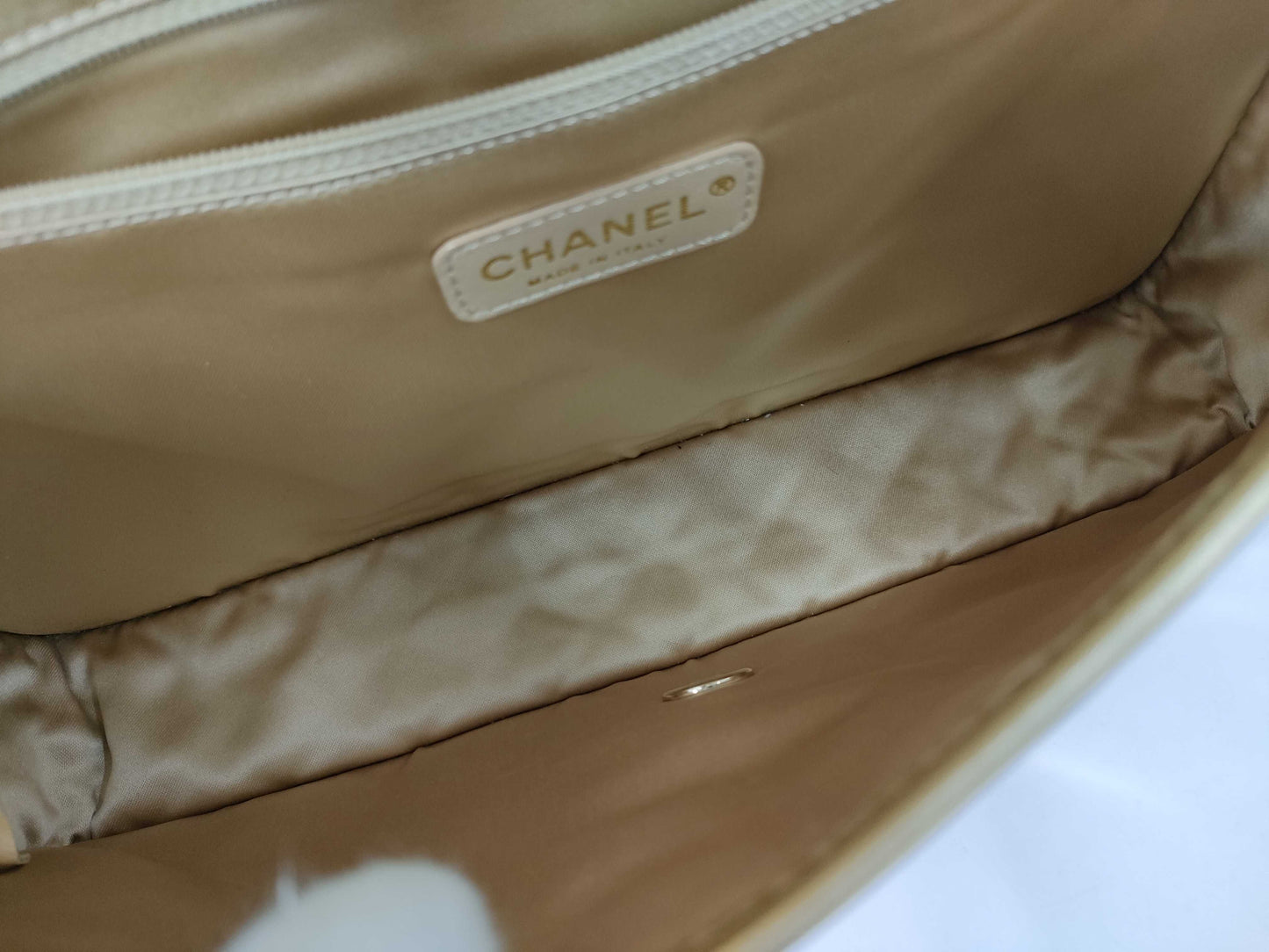 CHANEL Ice Cube Chain Shoulder Bag, Single Flap, Gold