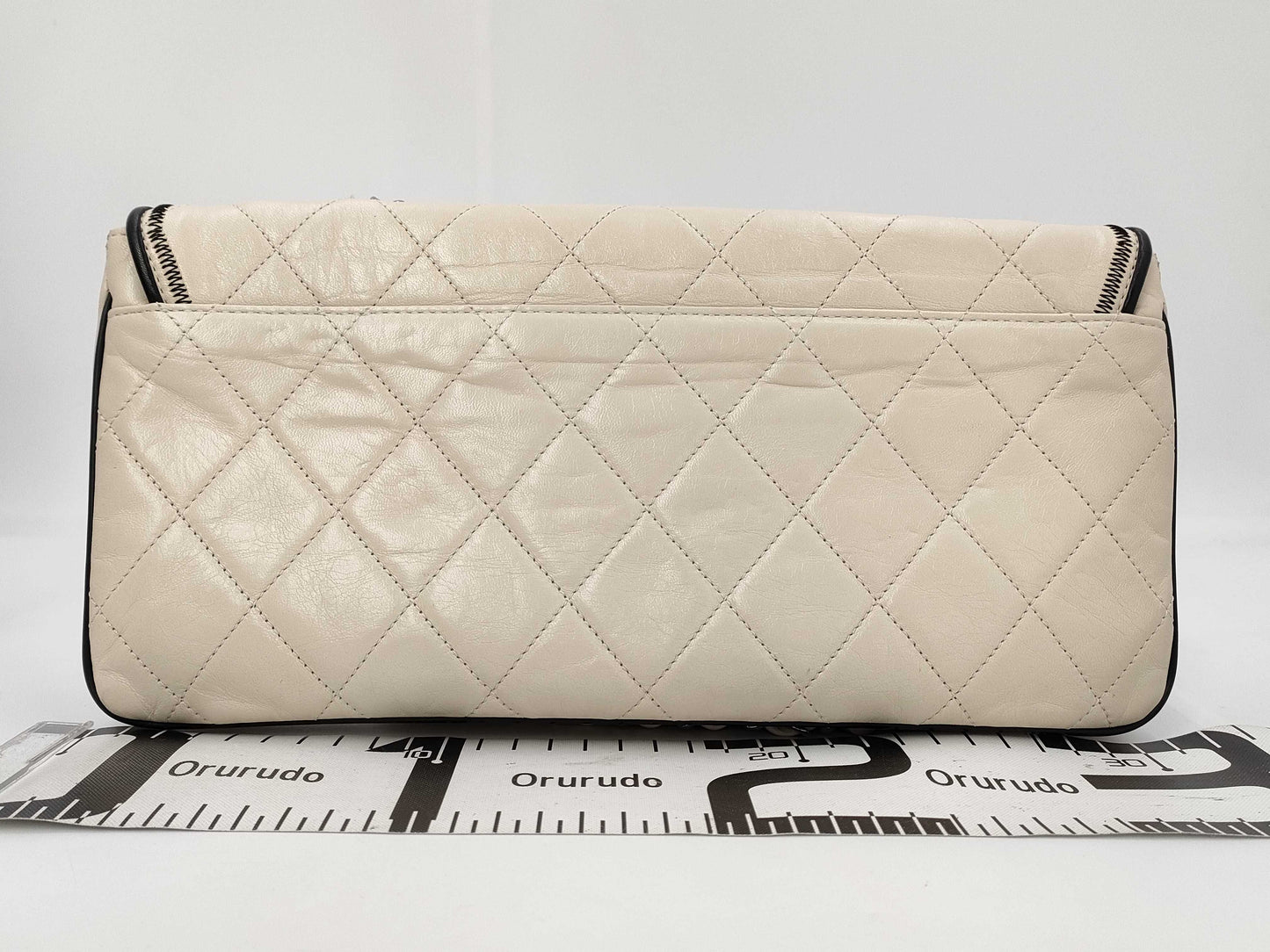 CHANEL CHANEL Shoulder Bag 2.55 East West White with Seal Chain Shoulder Bag