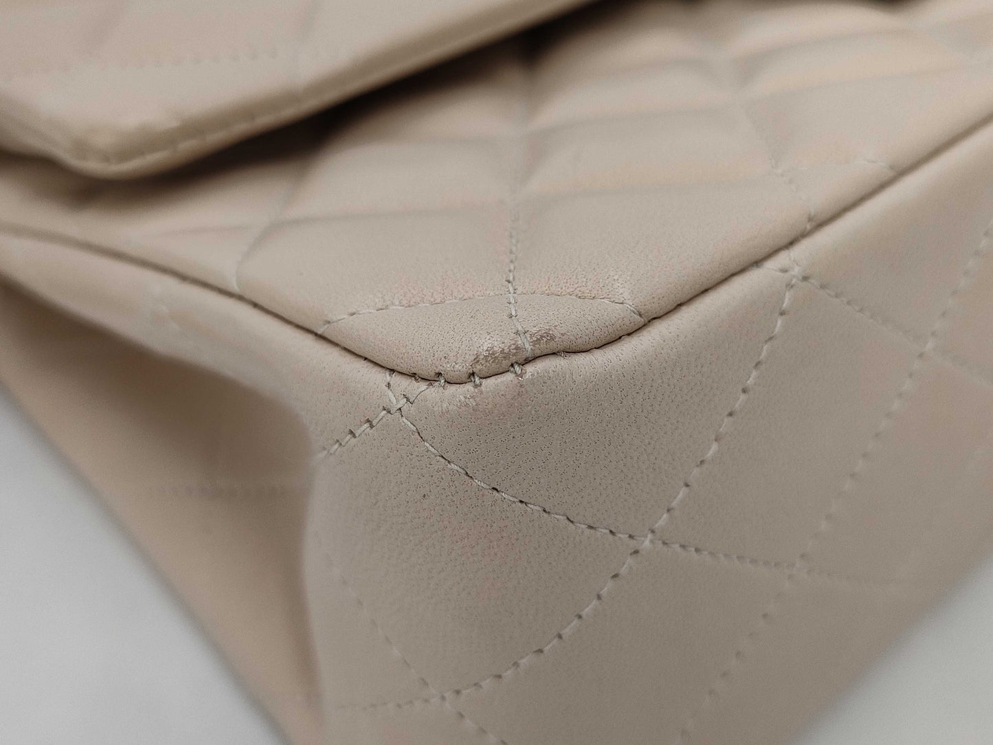 CHANEL Matelasse 25 Beige Lambskin Shoulder Bag with Box and Guarantee Card