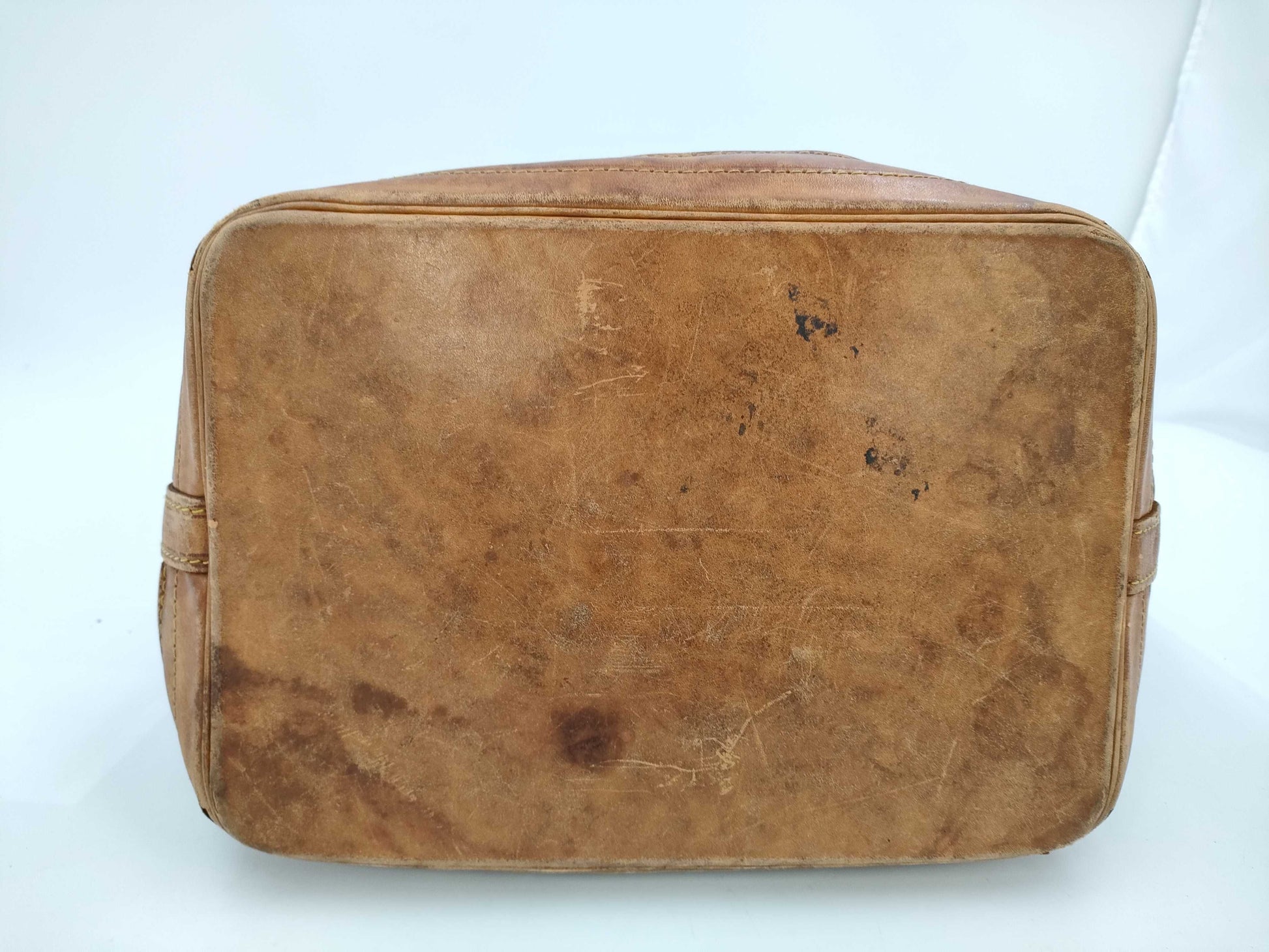 LOUIS VUITTON Monogram Noe Shoulder Bag