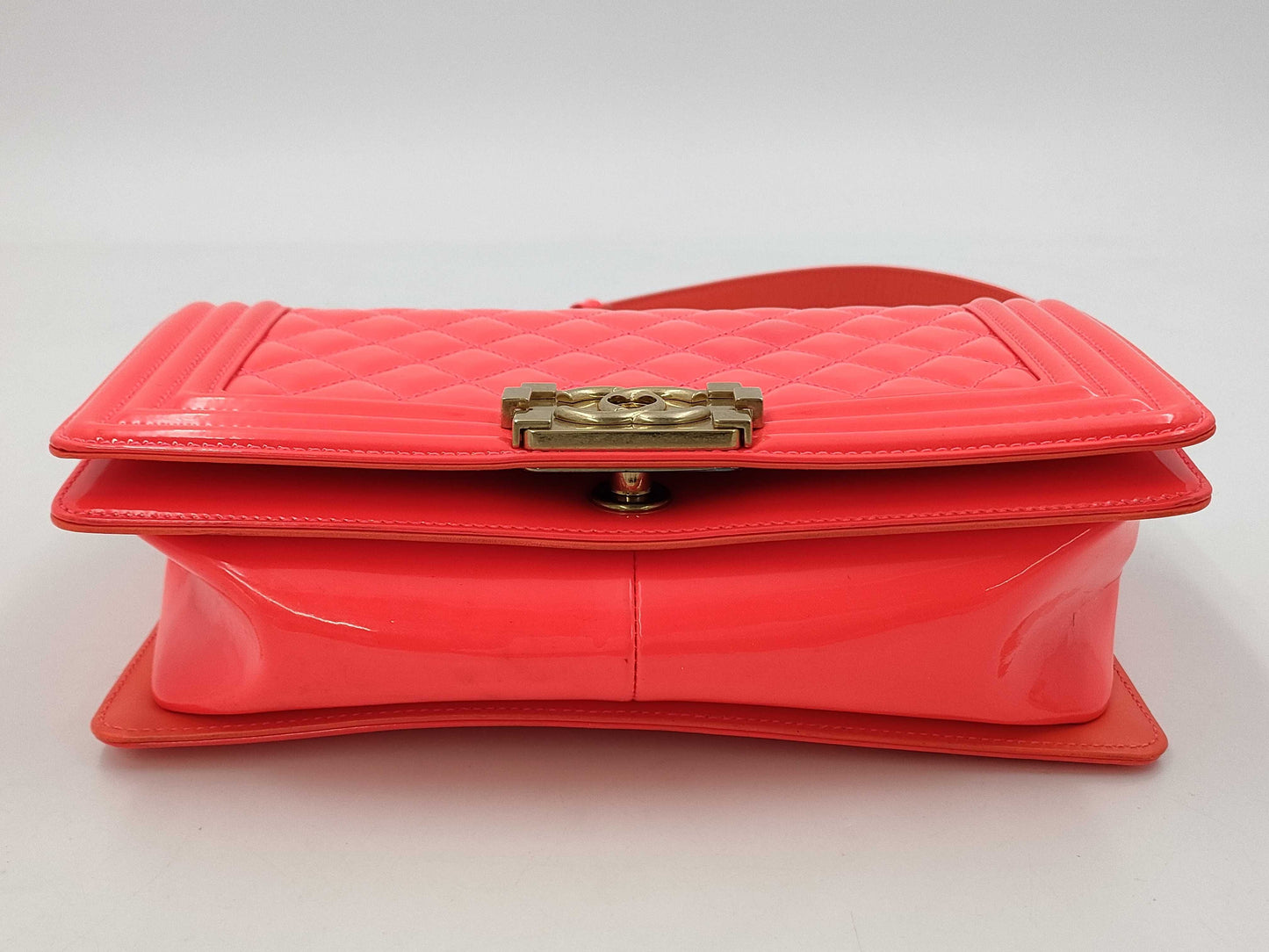 CHANEL Boy Chanel 25 Red Seal Card Shoulder Bag