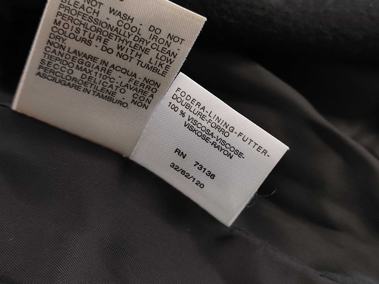 MaxMara MAXMARA Manuela 100% Camel Coat in Excellent Condition with Belt, Size 36