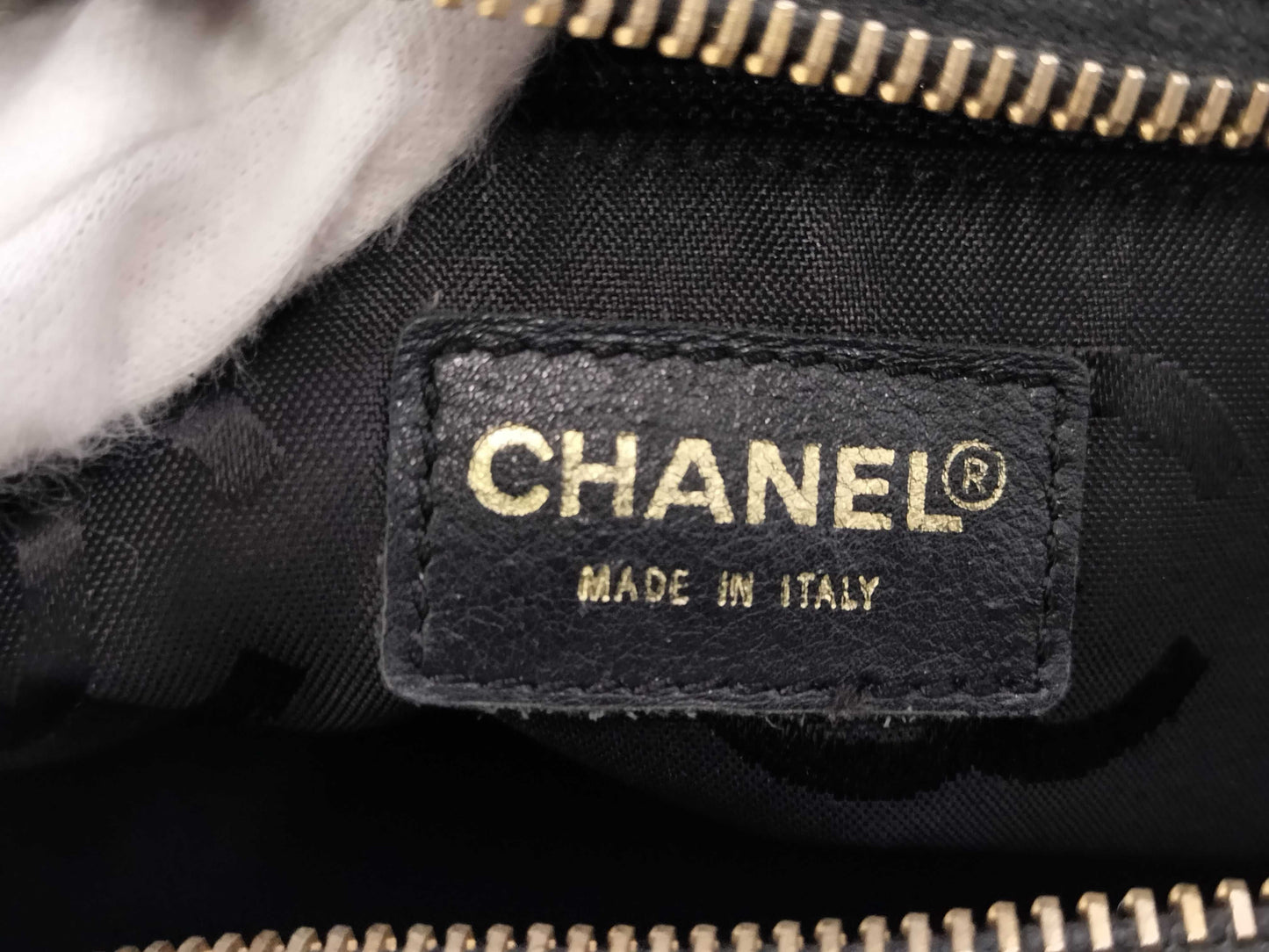 CHANEL Wild Stitch Calfskin Black GD Hardware A18121 7639185 Seal Included No Card Included Handbag