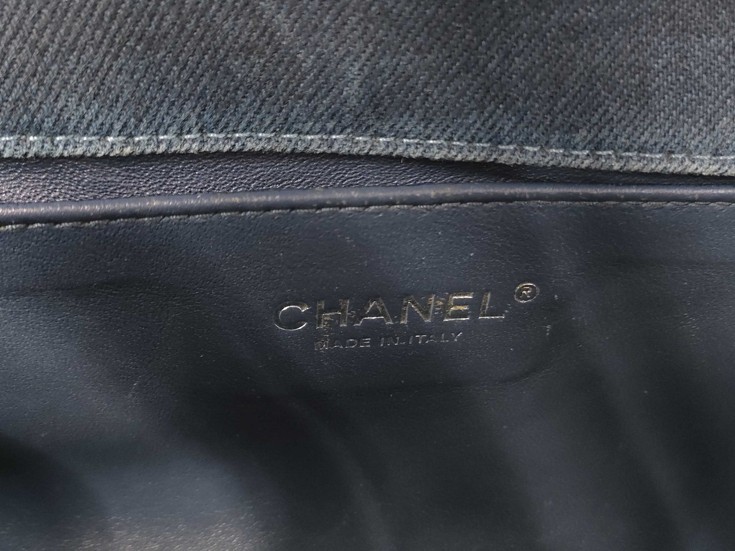 CHANEL Boy Chanel 25 Matelasse Denim Blue with Silver Hardware A67086 Shoulder Bag