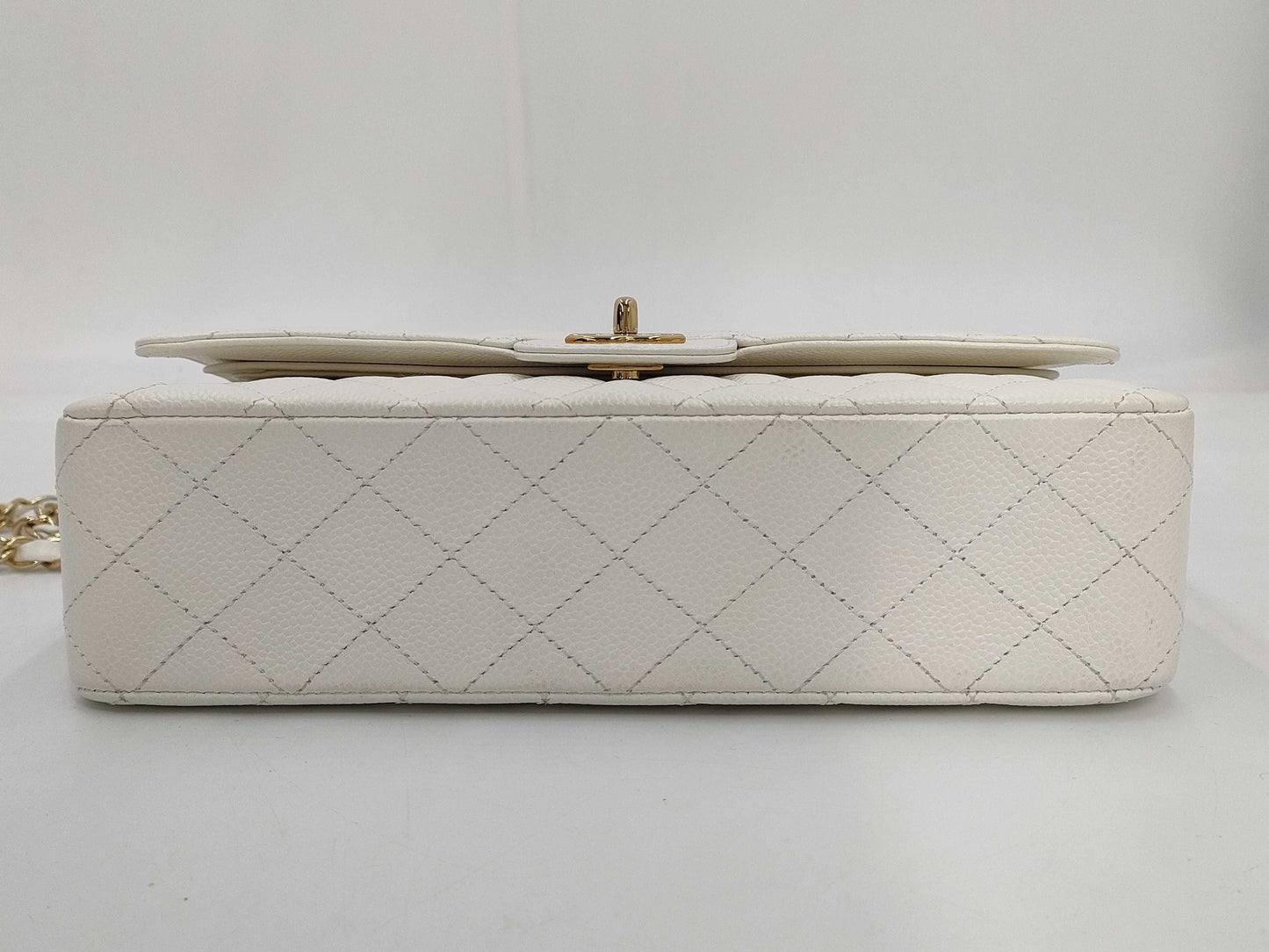 CHANEL Caviar Skin Double Flap Matelasse Chain Shoulder Bag White 9 Series Shoulder Bag