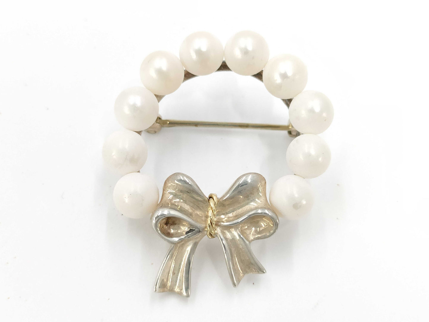 Tiffany & Co. Tiffany Pearl Brooch 750 x SS Brooch