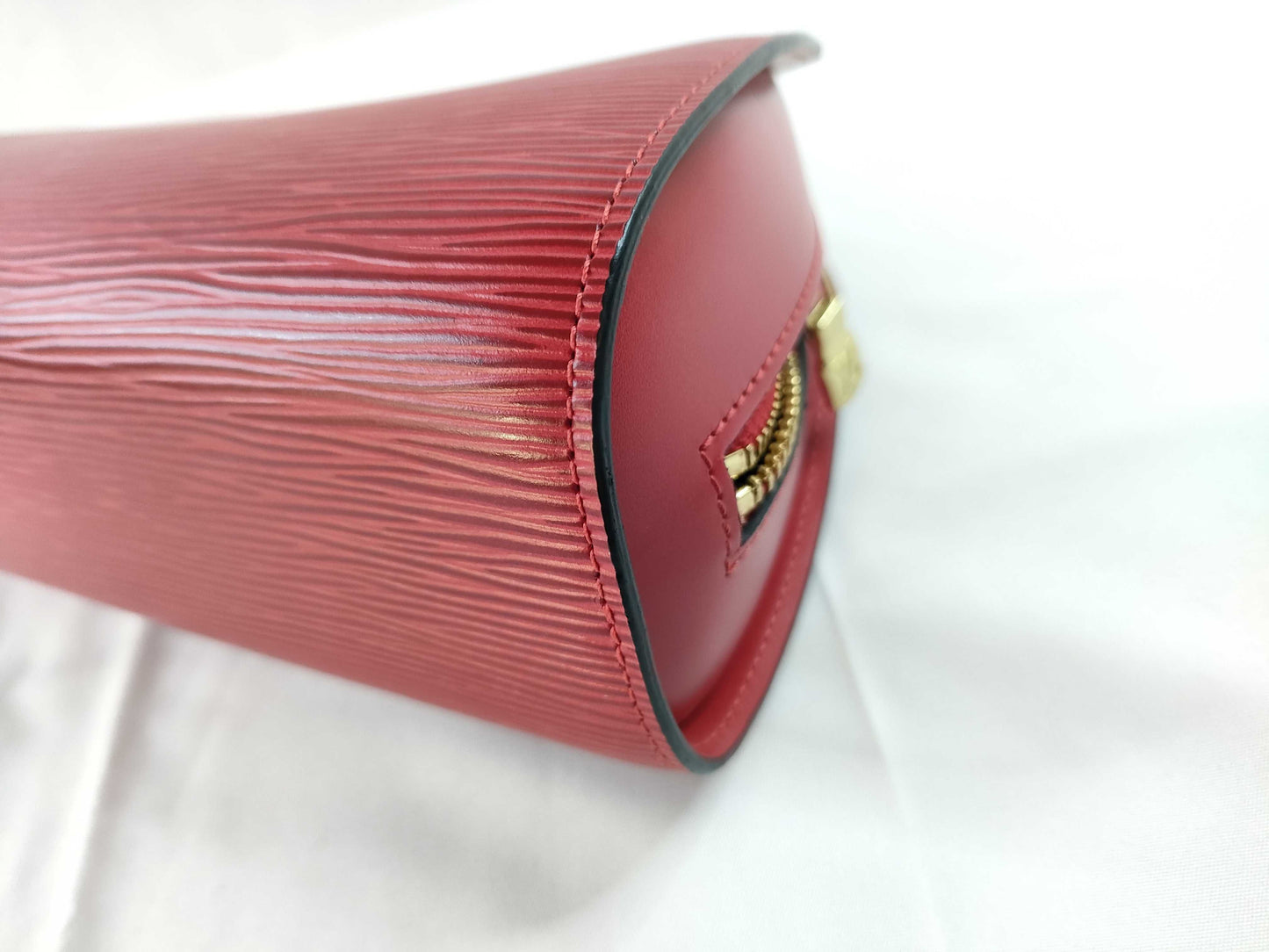 LOUIS VUITTON Epi Dauphine Red Clutch Bag