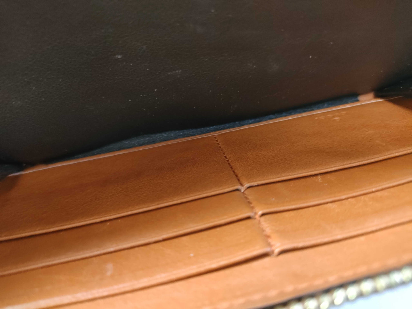 GUCCI Sukey Zippy Wallet