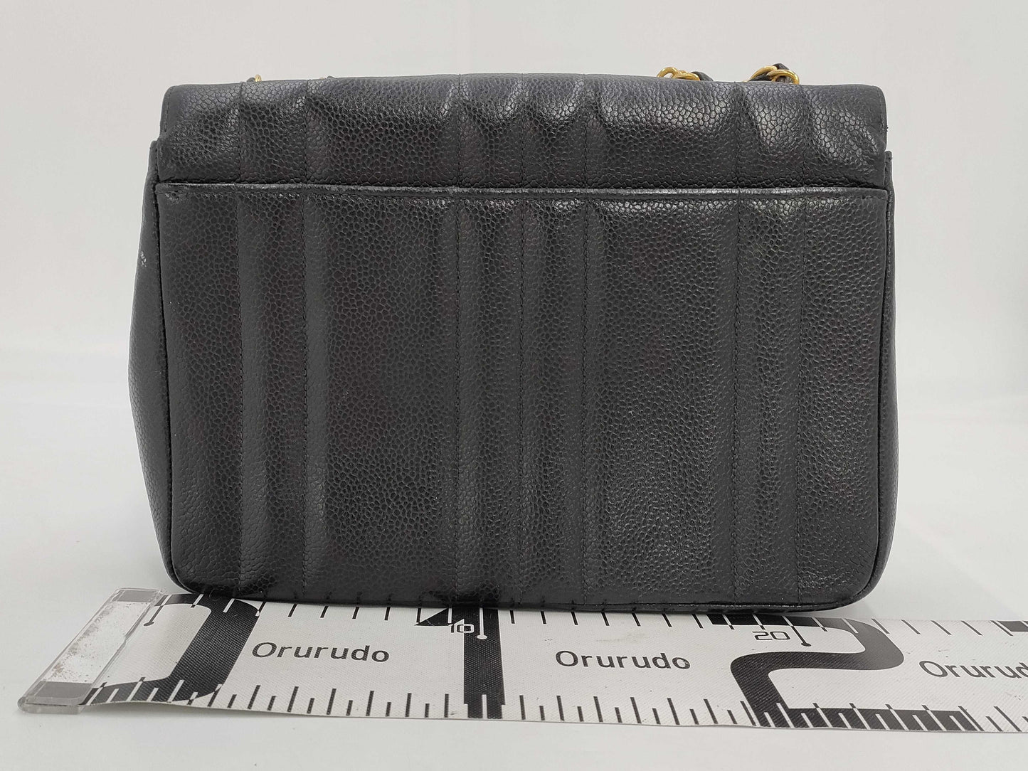CHANEL Caviar Shoulder Bag