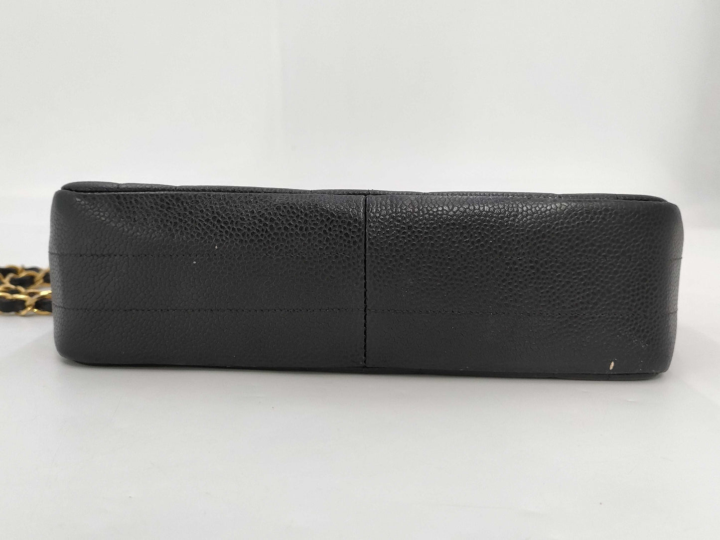 CHANEL Caviar Shoulder Bag