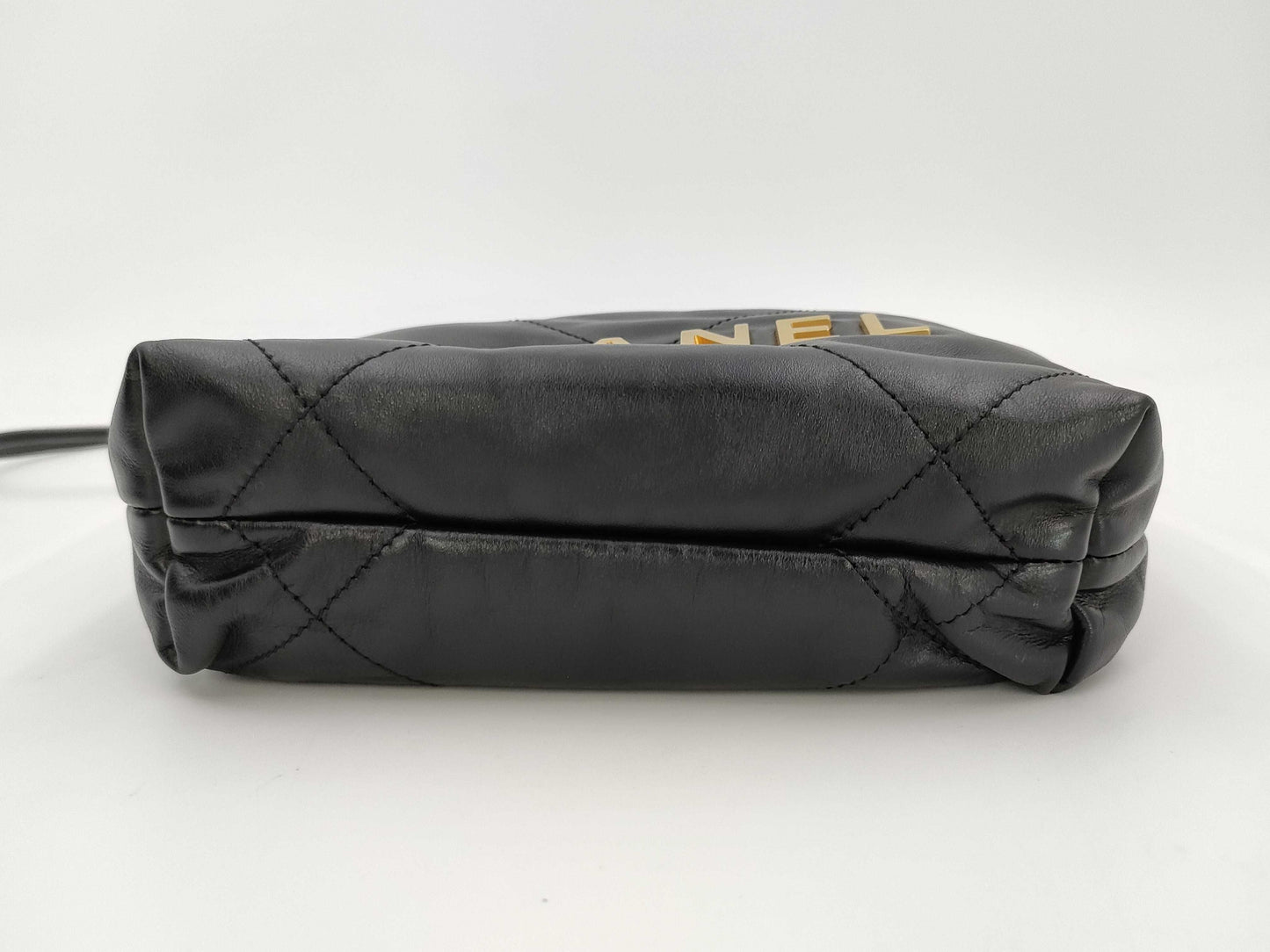 CHANEL CHANEL 22 Shoulder Bag Calfskin Shoulder Bag