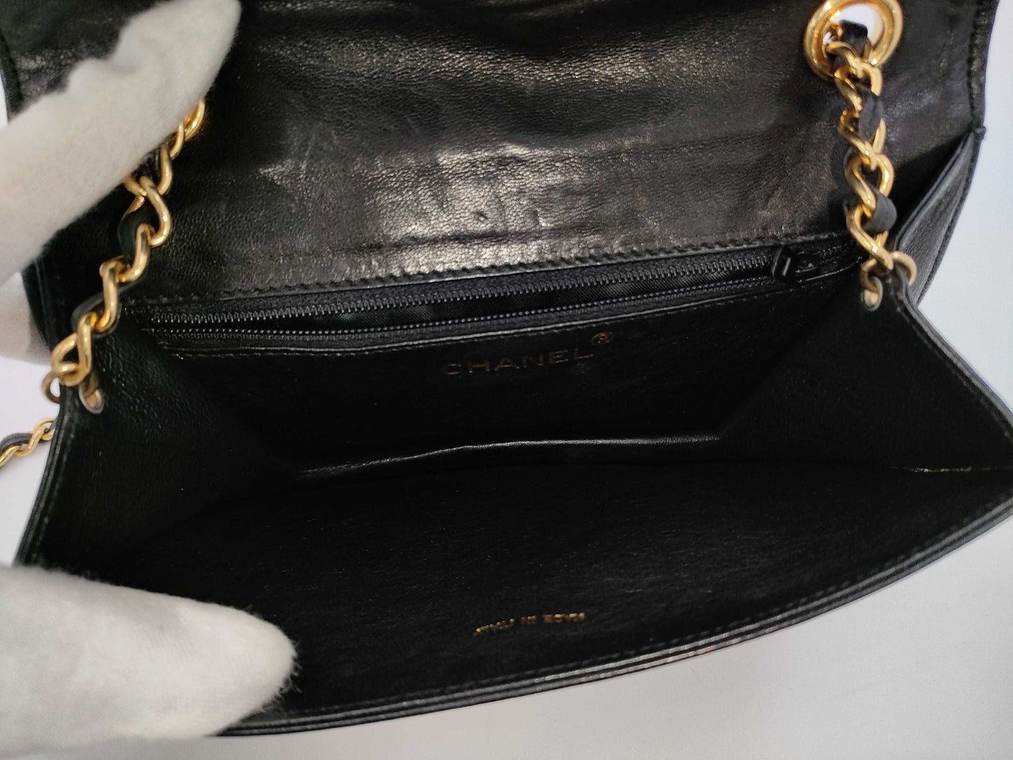 CHANEL Lamb Matelasse Coco Mark Shoulder Bag
