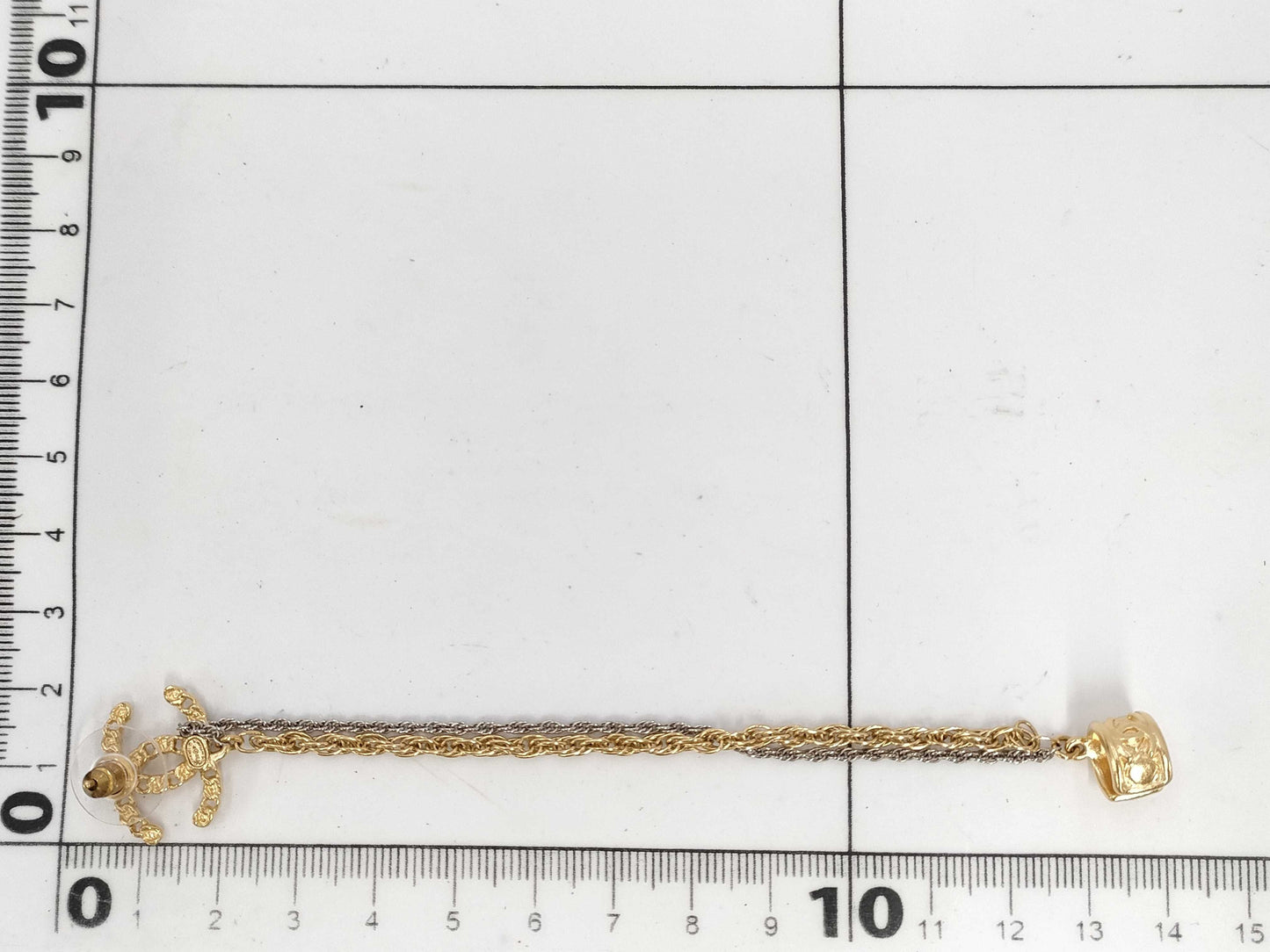 CHANEL 20P Ear Cuff/Piercing