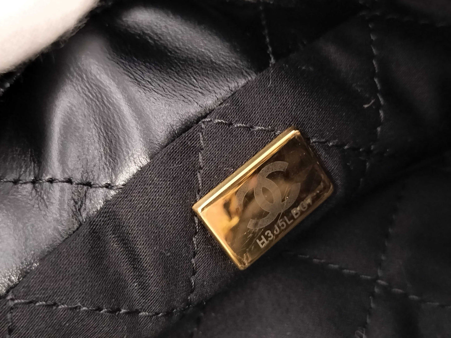 CHANEL Lamb Shiny Calfskin 22 Shoulder Bag, Unused