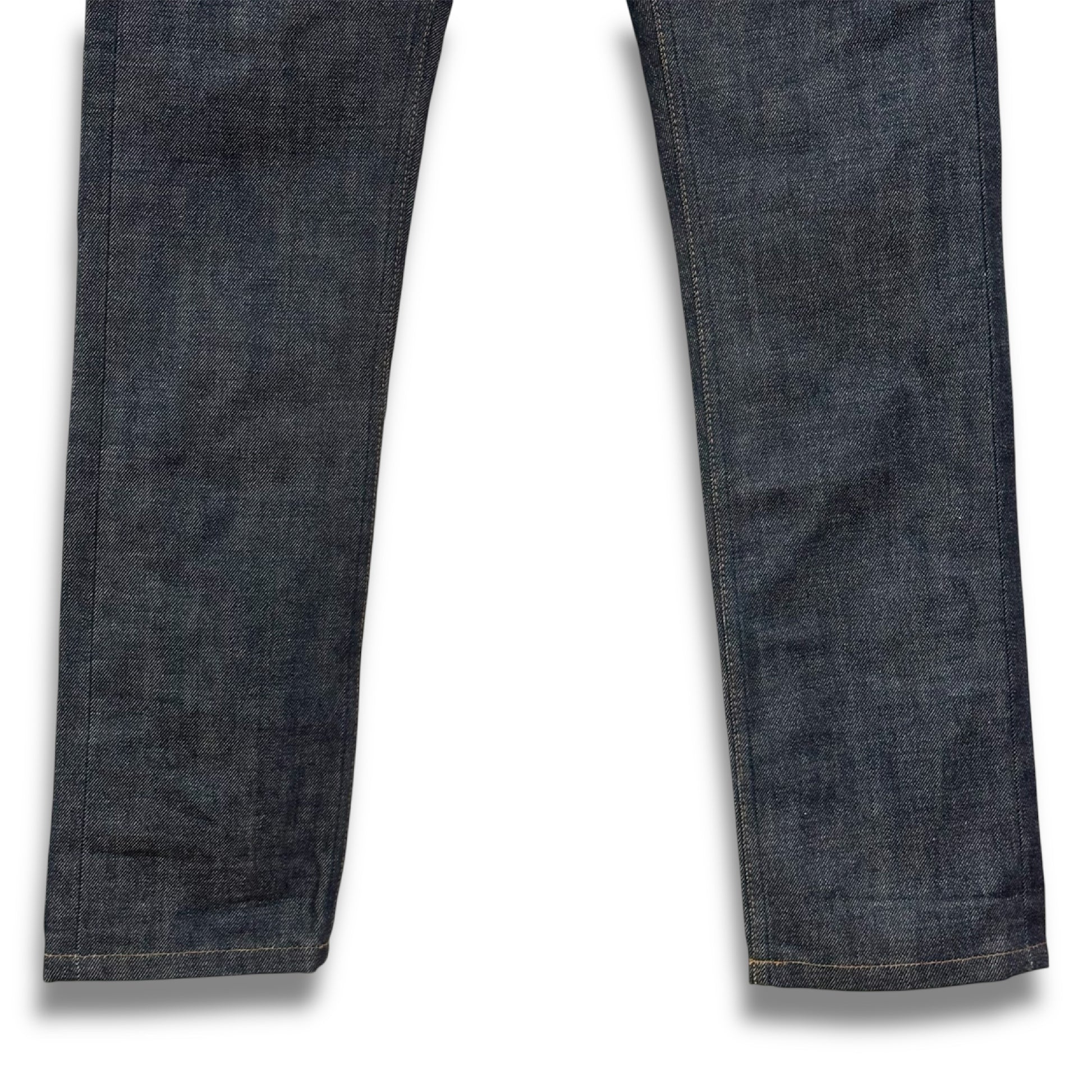 A.P.C. PETIT STANDARD Rigid Denim, 28-inch, Made in Vietnam, Kaihara Selvedge, Red Selvedge, Waist 80cm x Rise 19.5cm x Inseam 85cm x Leg Opening 18cm